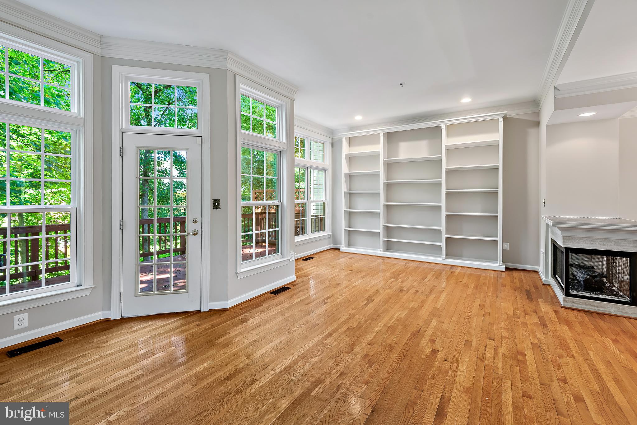 ASHLEIGH WOODS - Residential