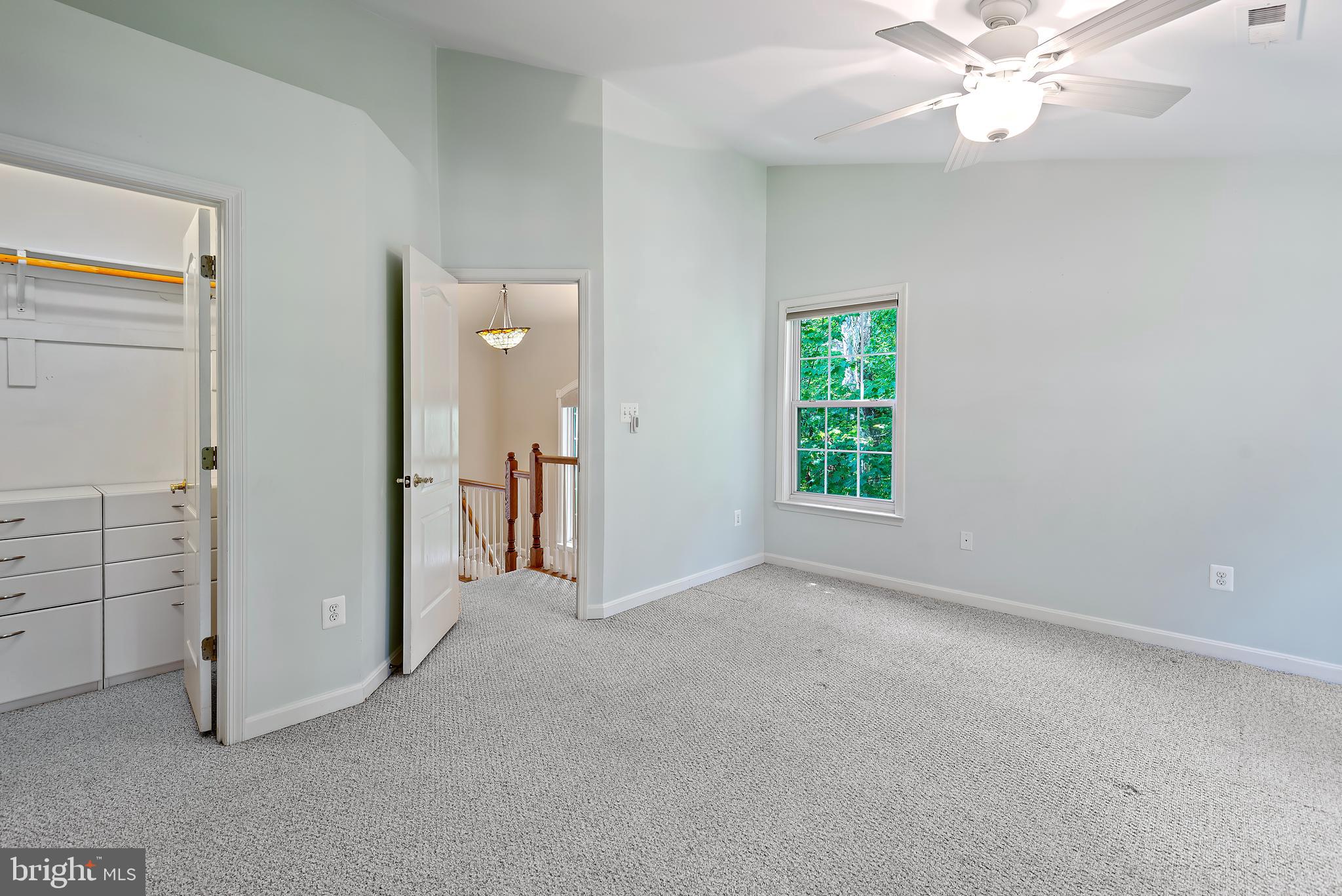 ASHLEIGH WOODS - Residential