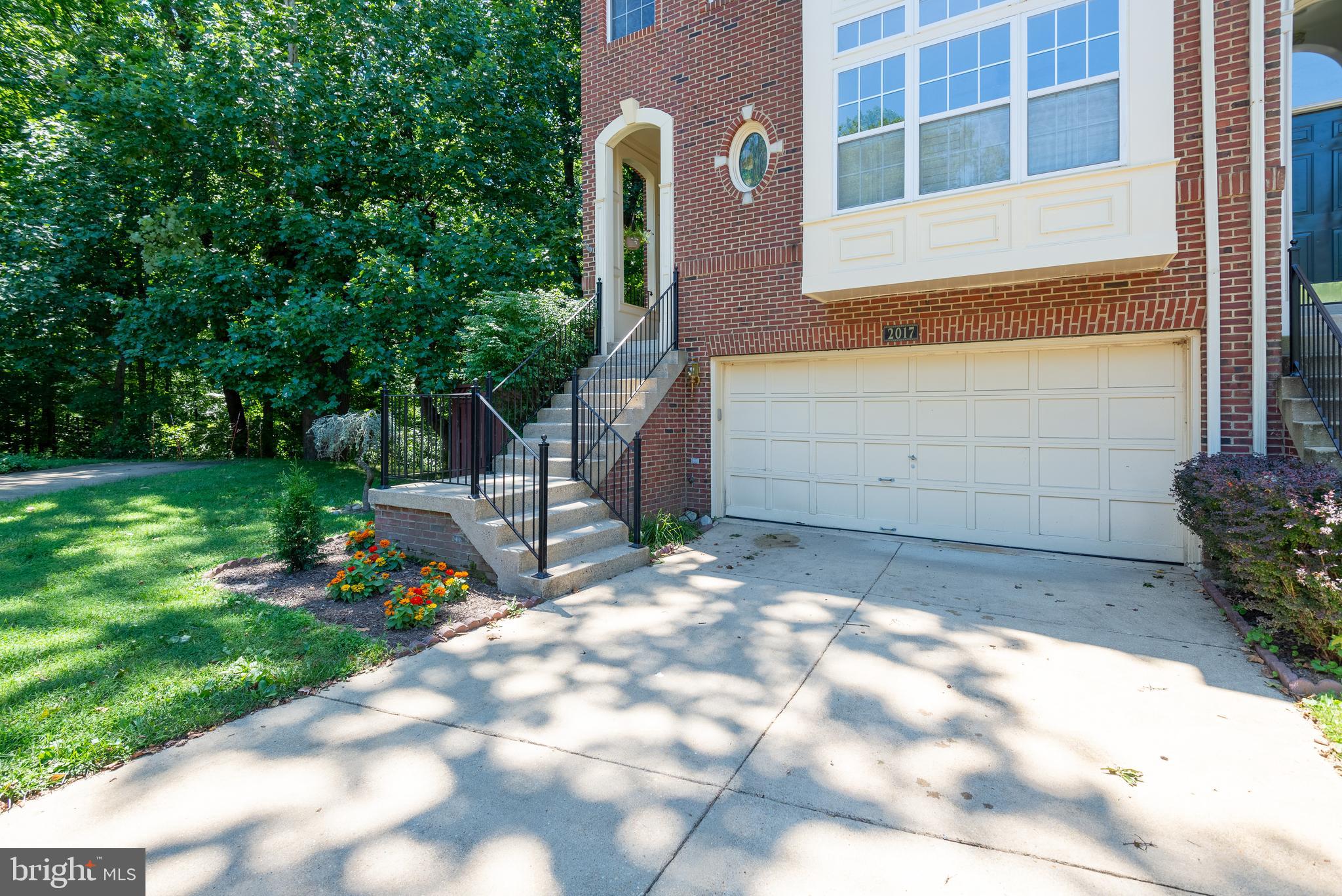 ASHLEIGH WOODS - Residential