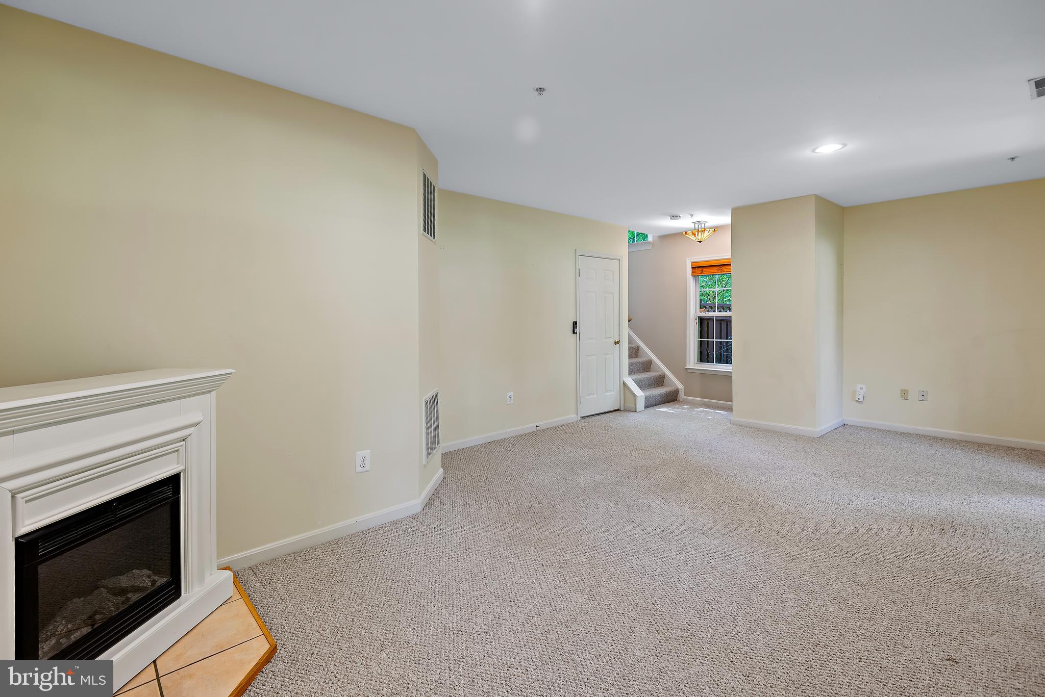 ASHLEIGH WOODS - Residential