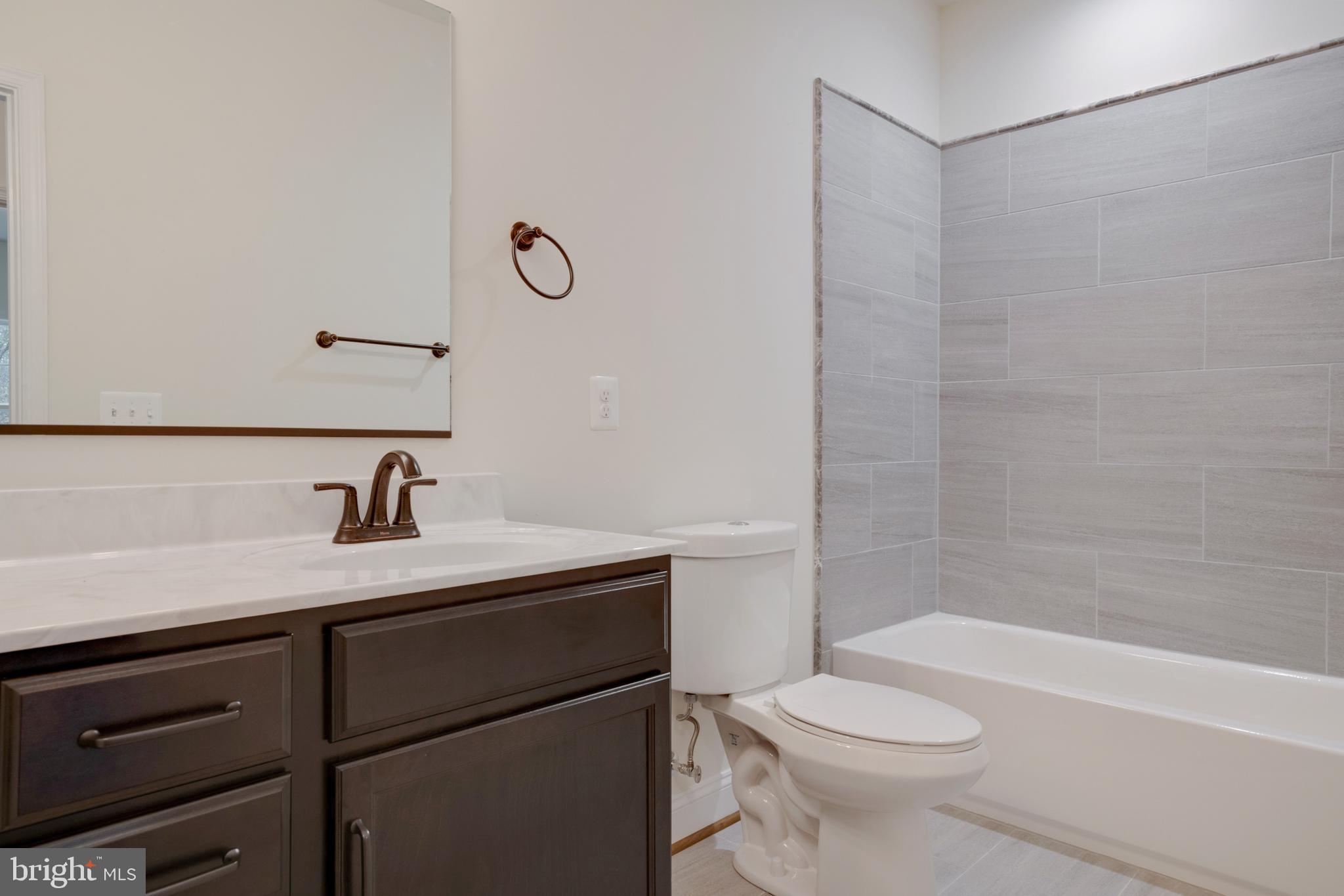 RIXEYVILLE LAKES - Residential