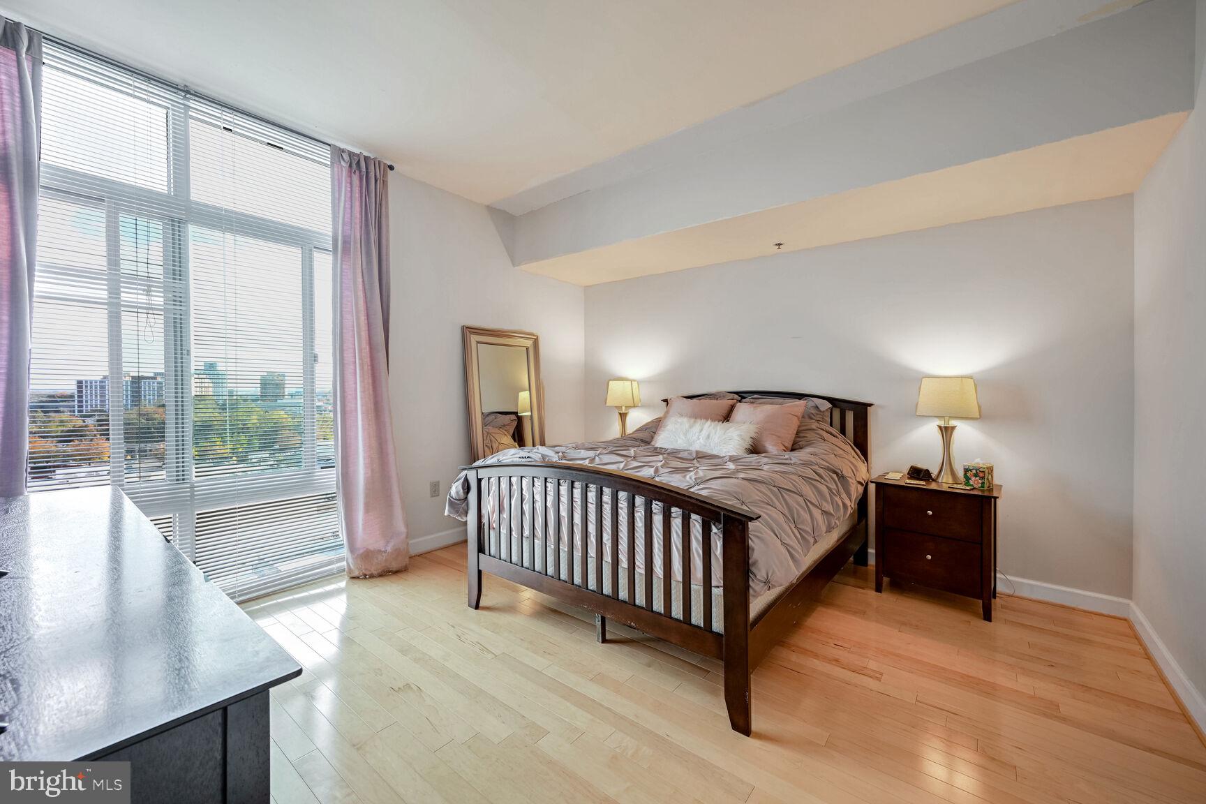 MIDTOWN BETHESDA NORTH - Residential