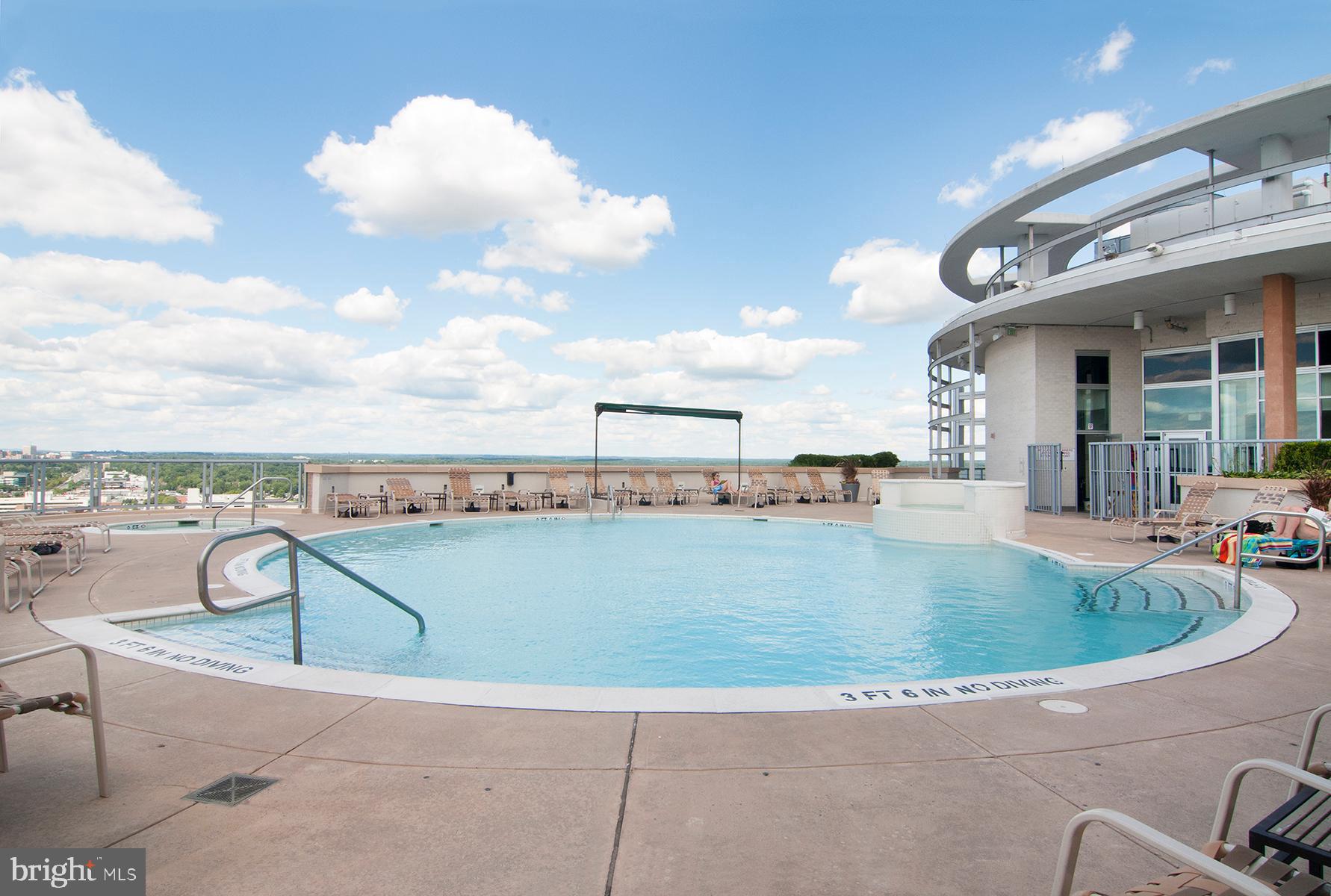 MIDTOWN BETHESDA NORTH - Residential