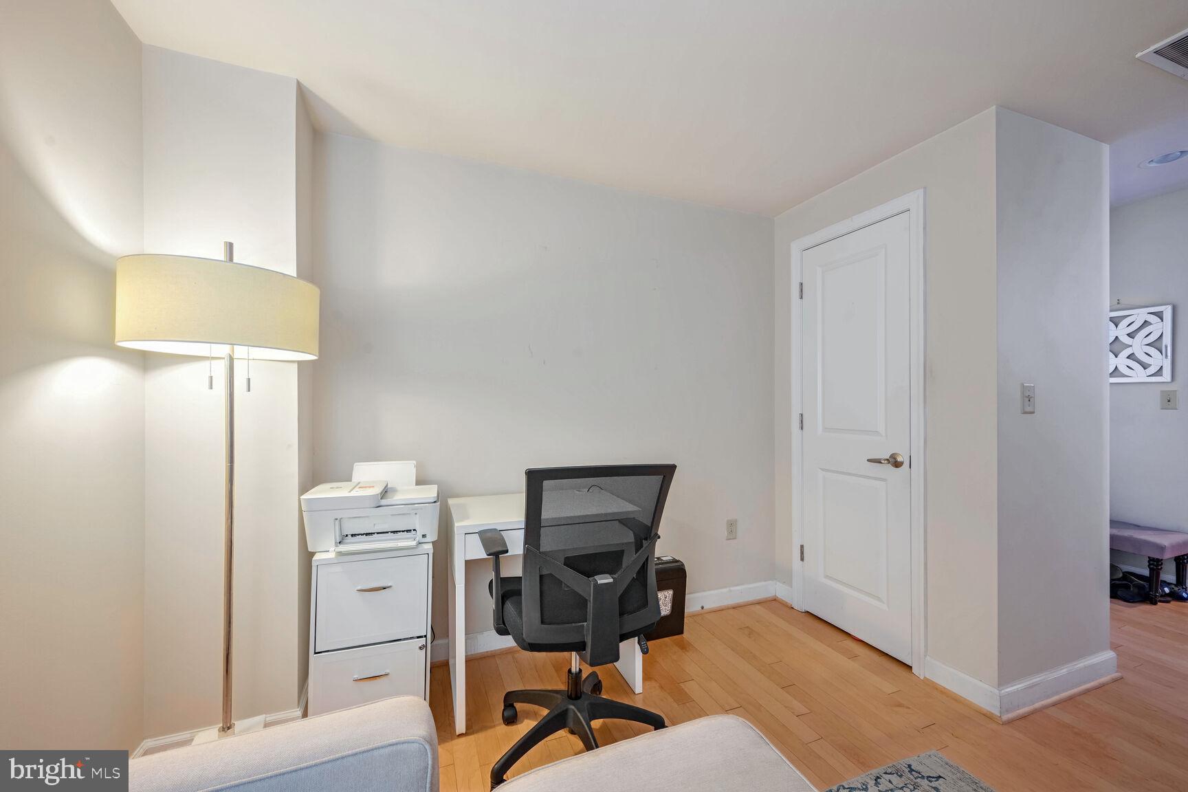 MIDTOWN BETHESDA NORTH - Residential