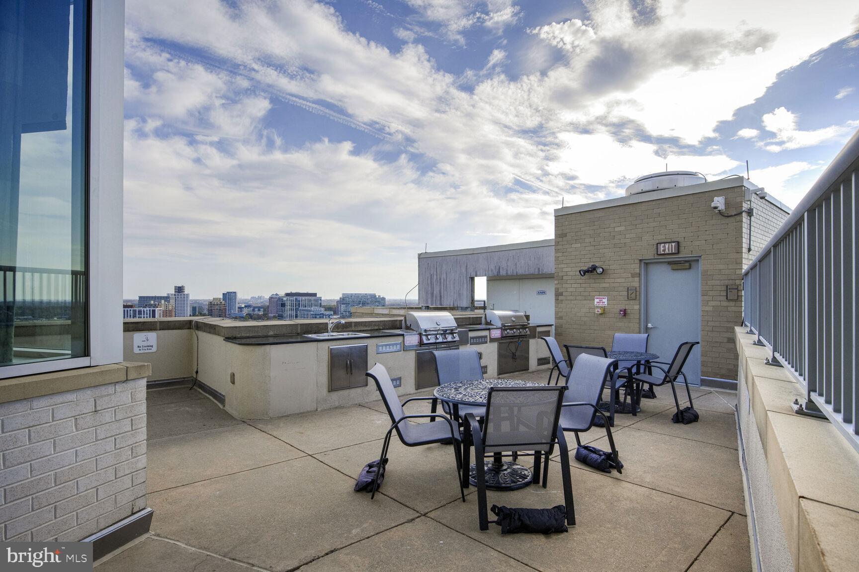 MIDTOWN BETHESDA NORTH - Residential