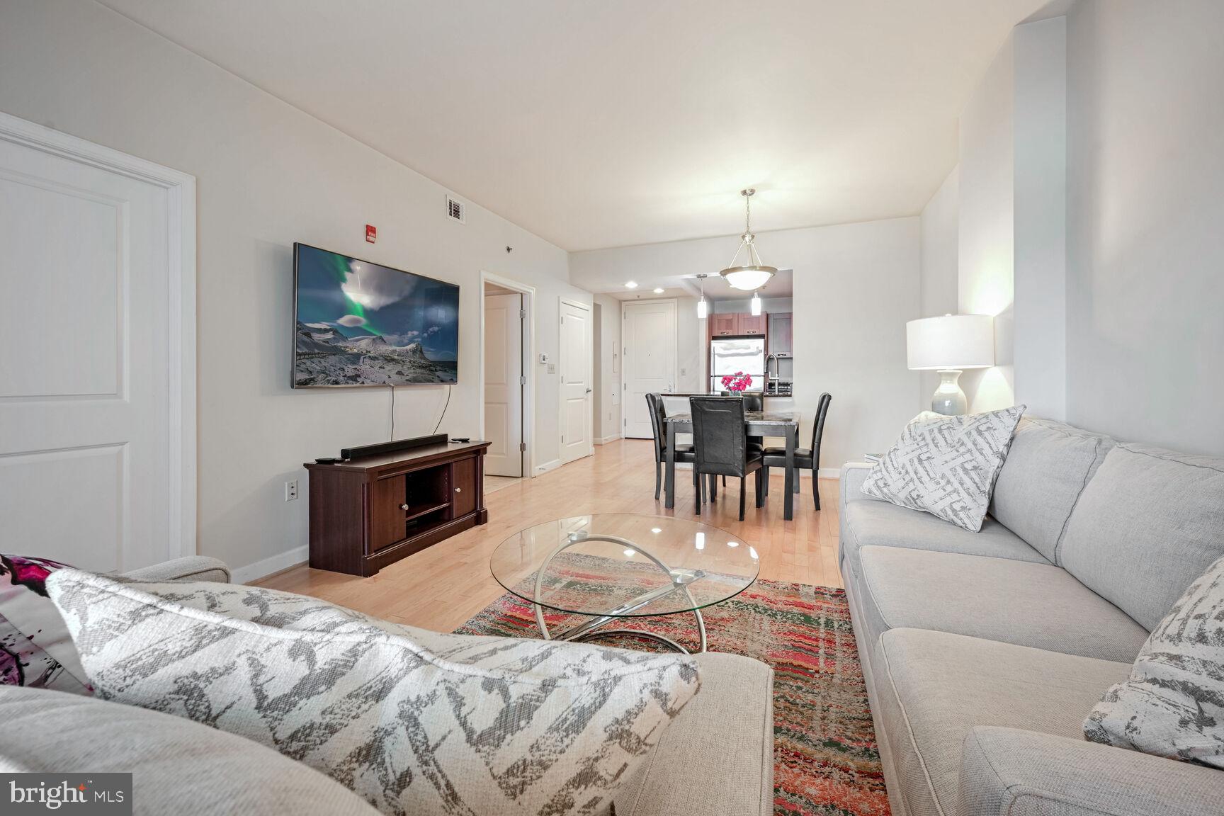 MIDTOWN BETHESDA NORTH - Residential