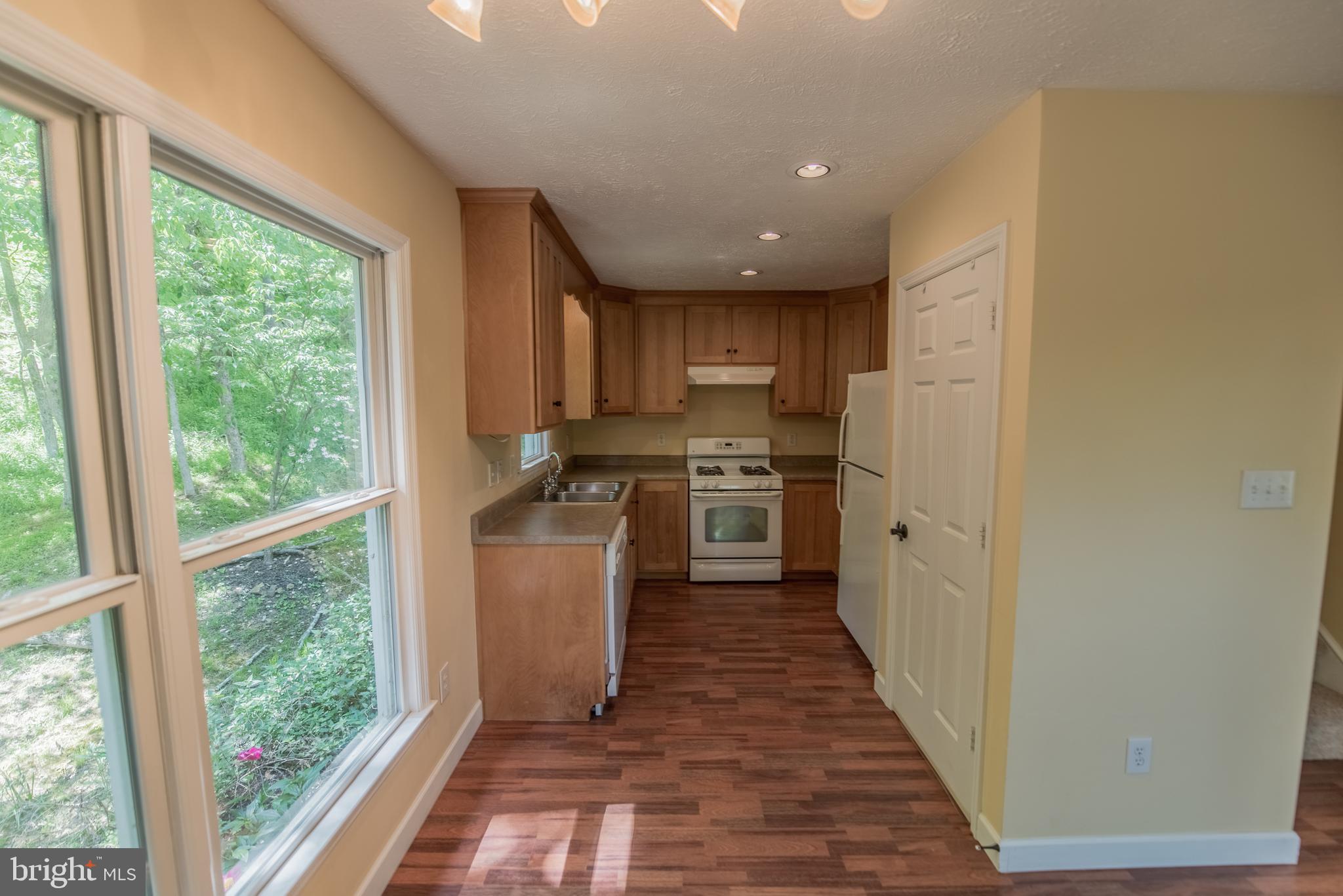 BEAVER DAM WOODS - Residential