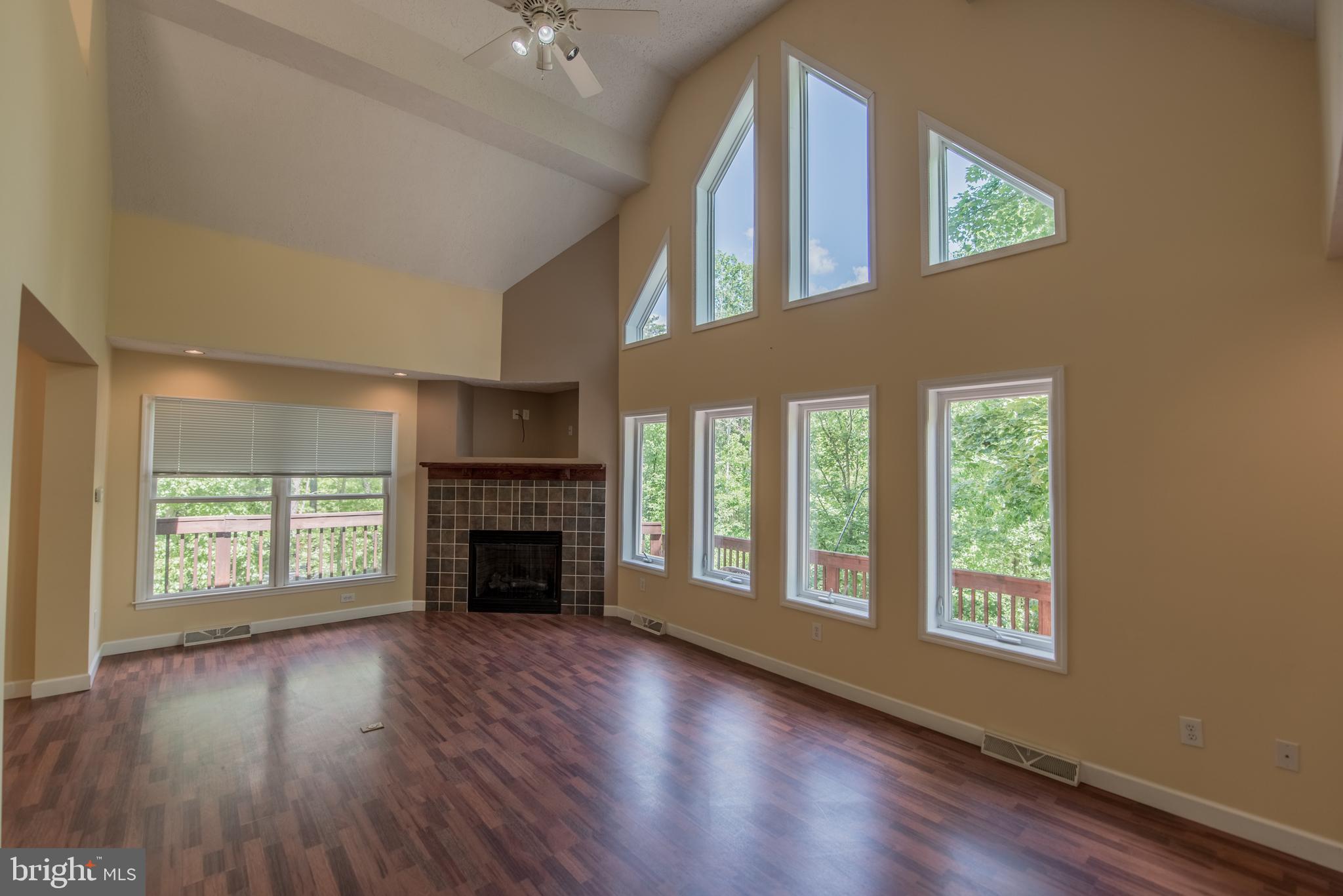 BEAVER DAM WOODS - Residential