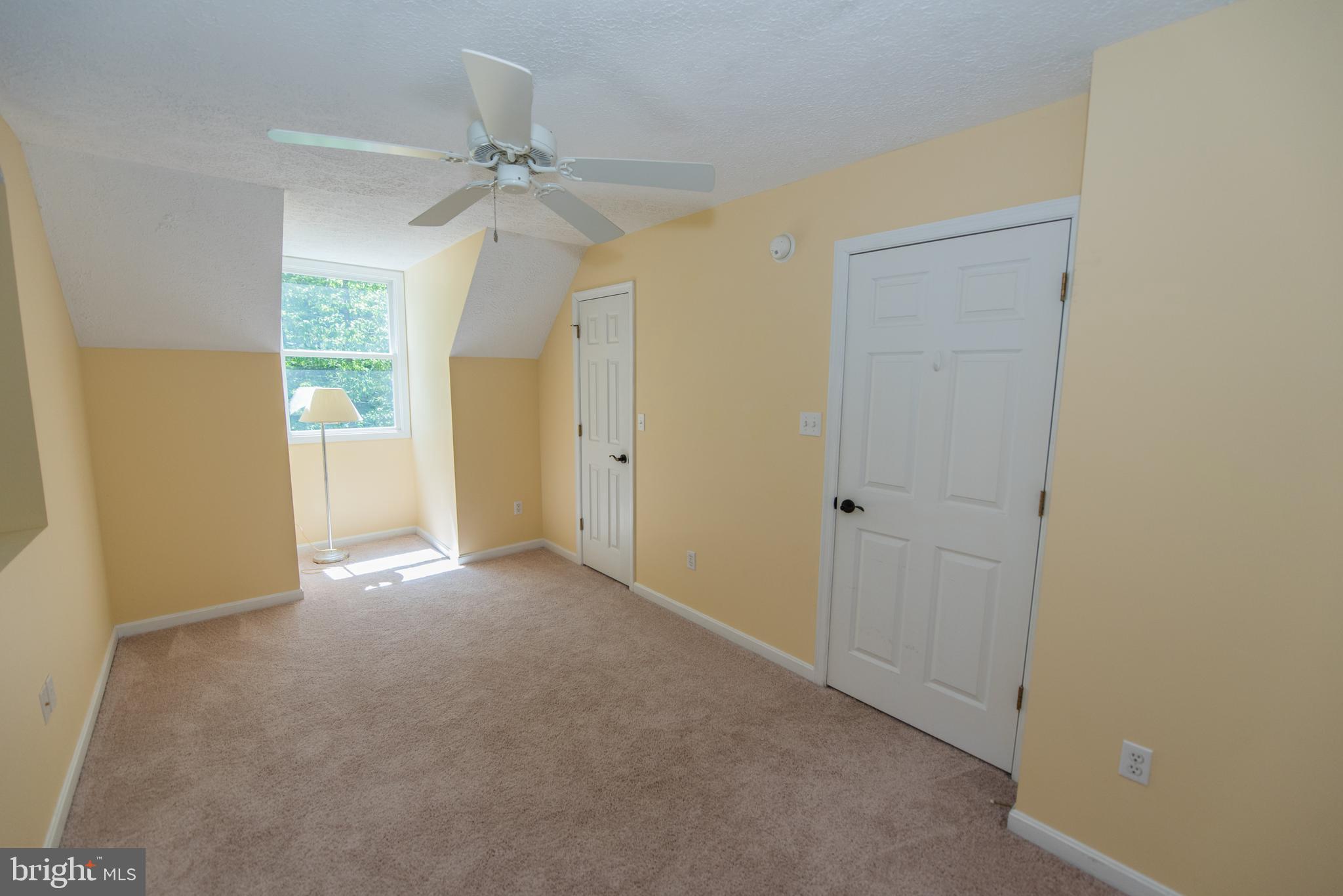 BEAVER DAM WOODS - Residential