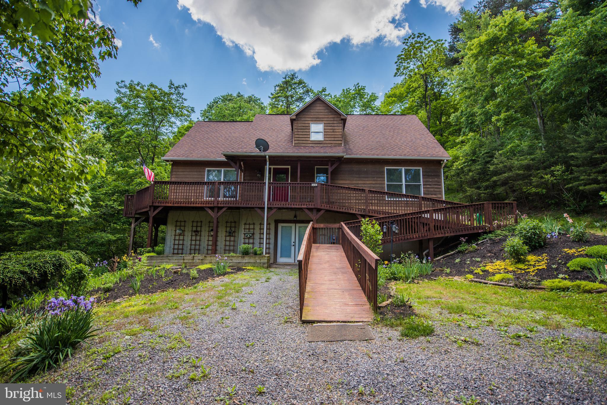 BEAVER DAM WOODS - Residential