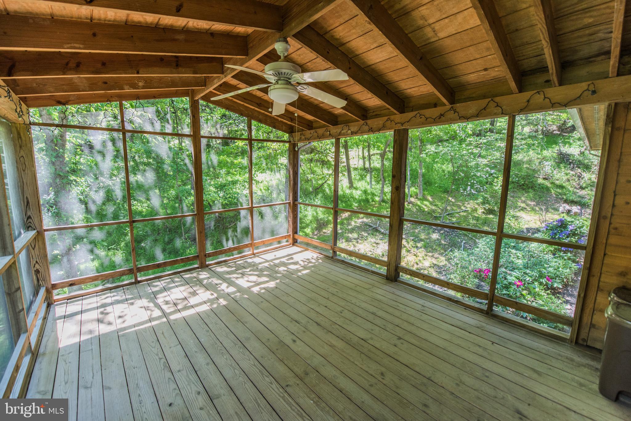 BEAVER DAM WOODS - Residential