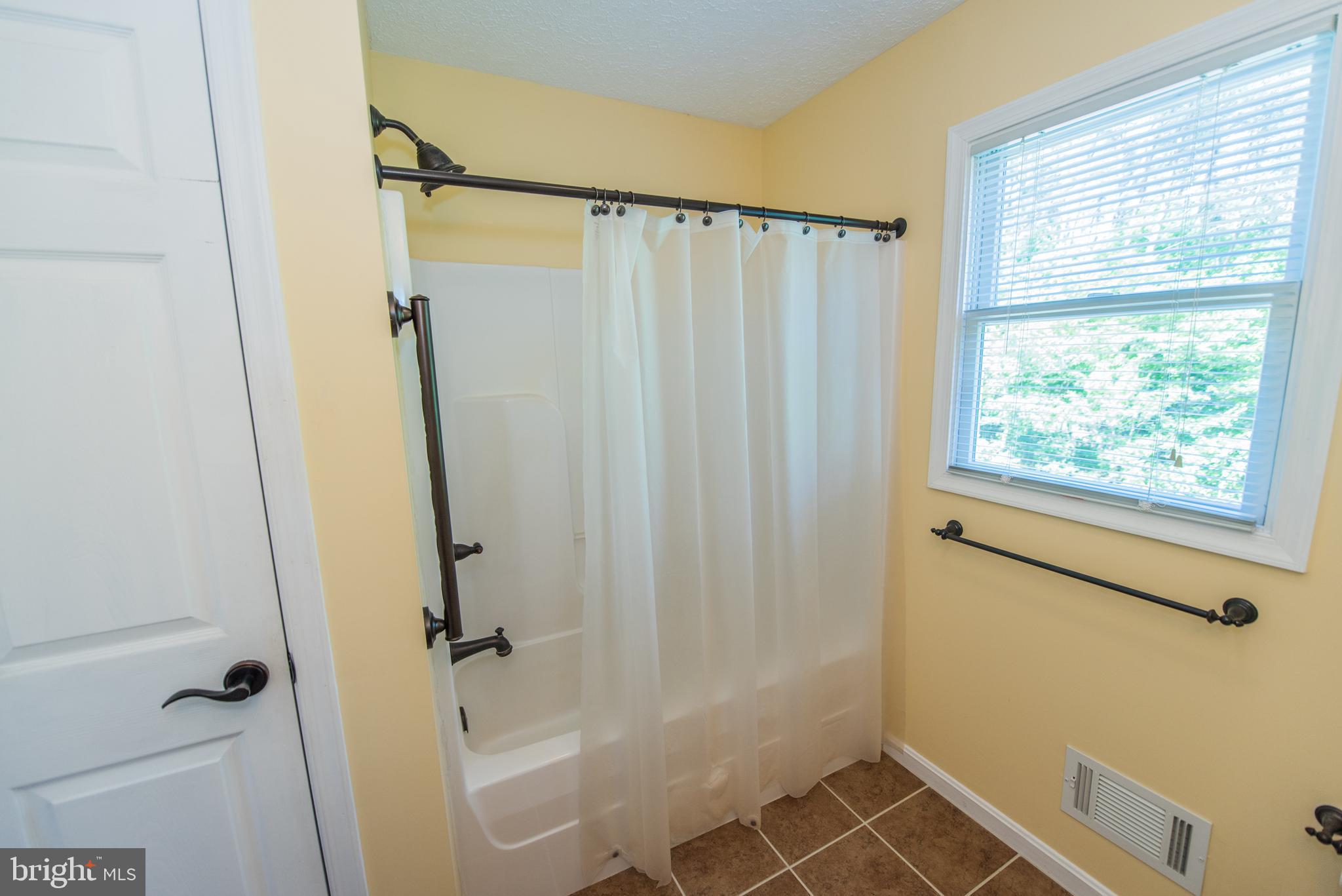 BEAVER DAM WOODS - Residential