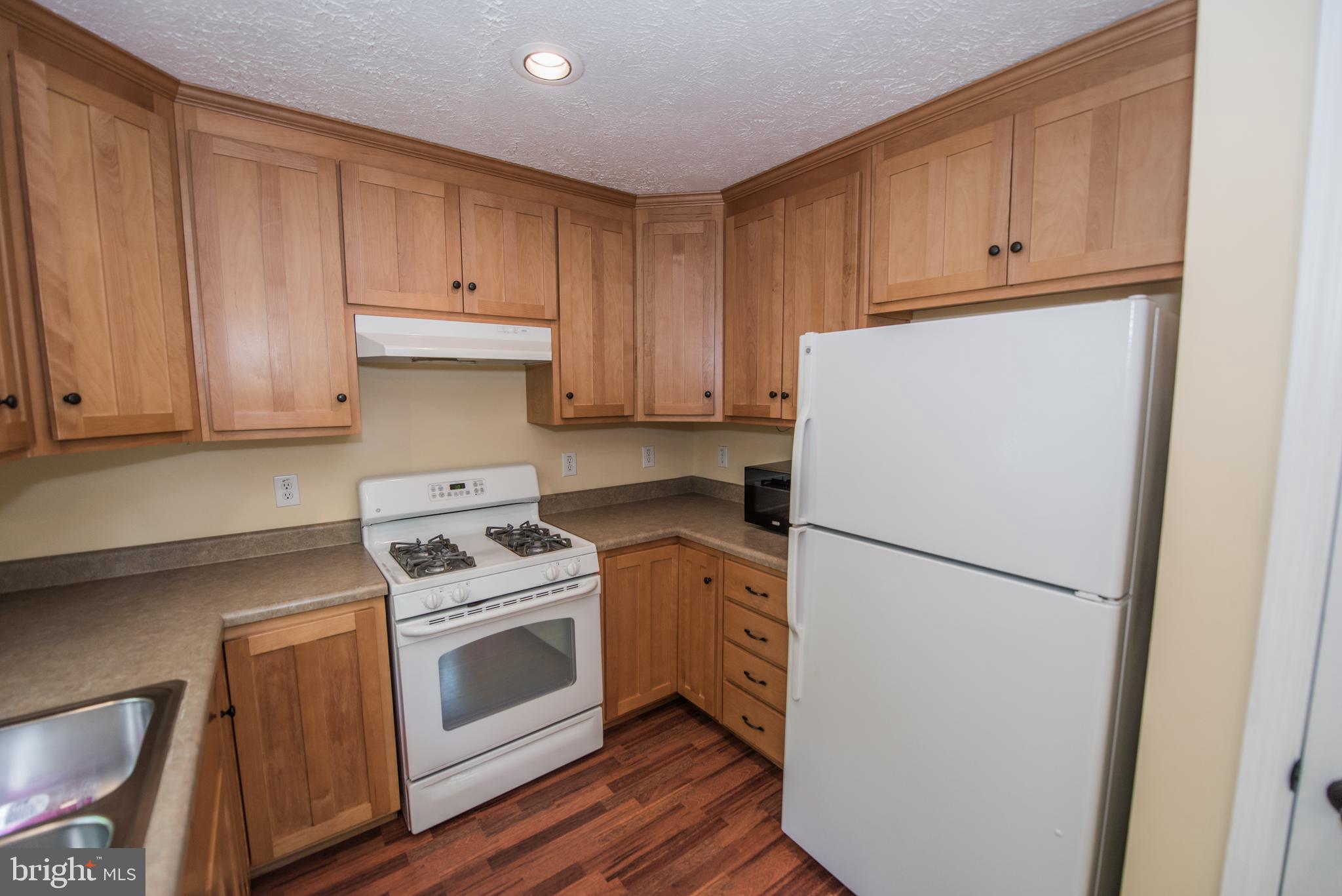 BEAVER DAM WOODS - Residential