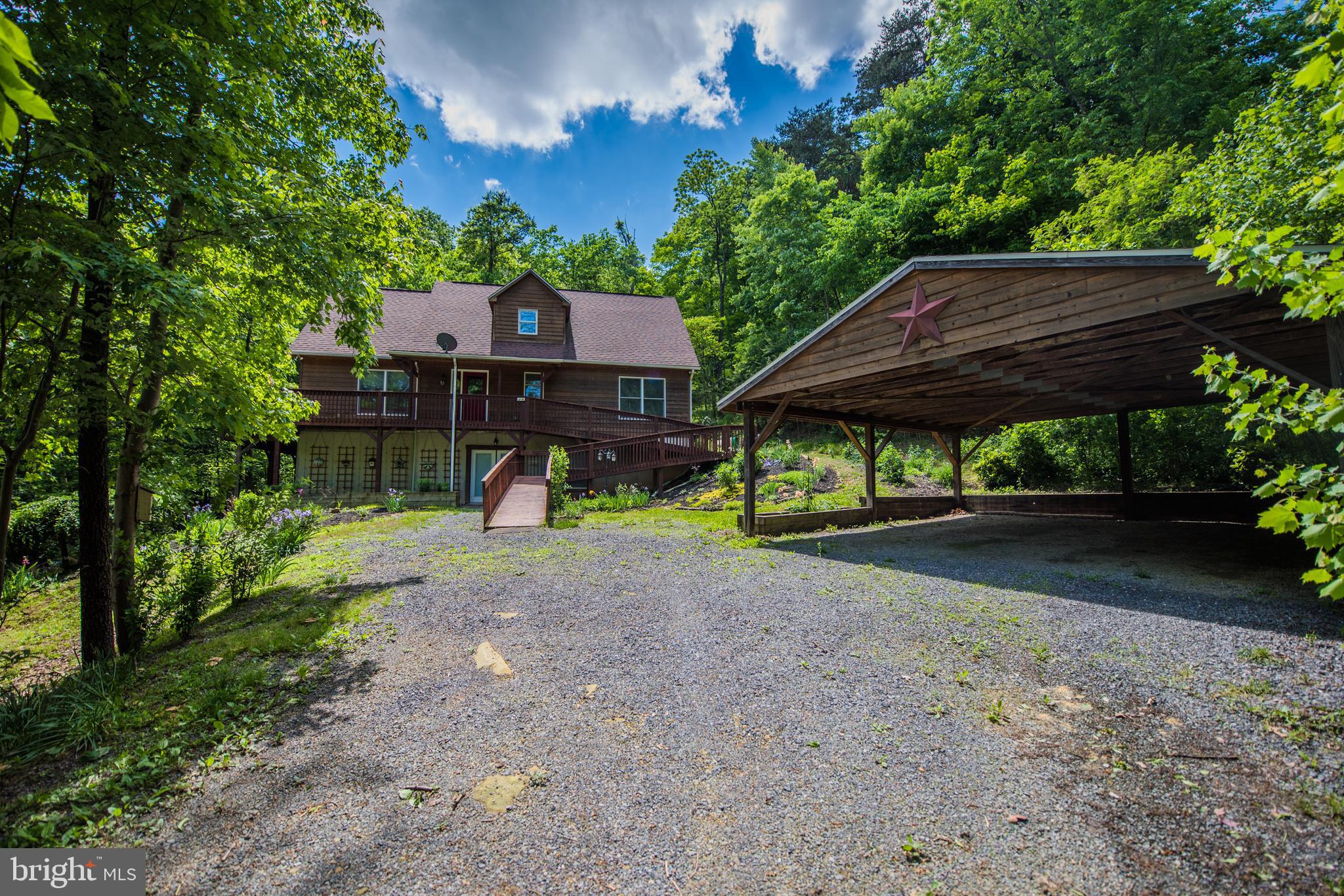 BEAVER DAM WOODS - Residential
