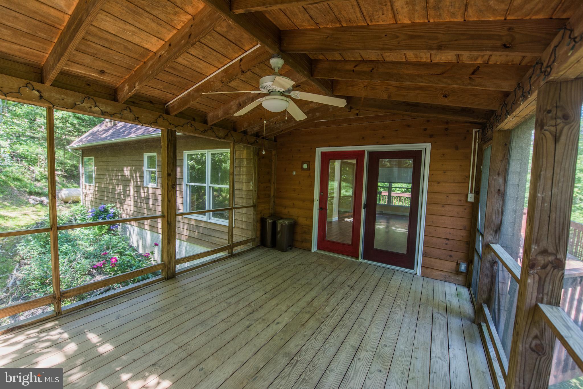 BEAVER DAM WOODS - Residential