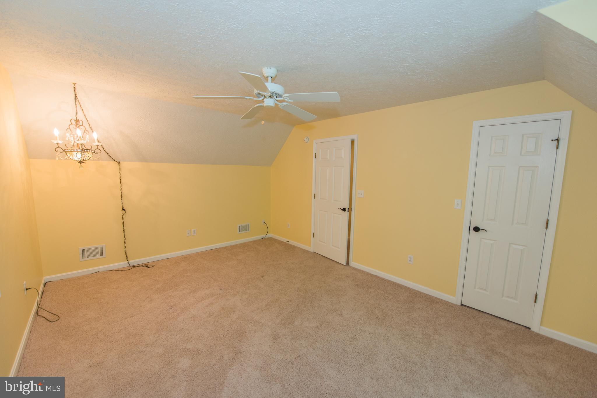 BEAVER DAM WOODS - Residential