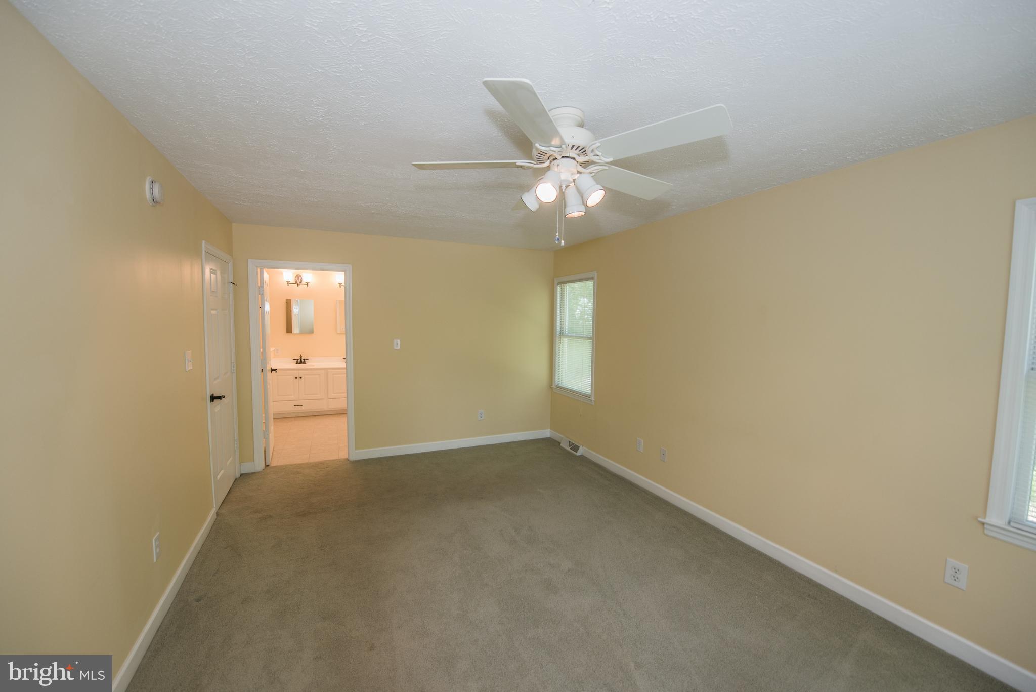 BEAVER DAM WOODS - Residential