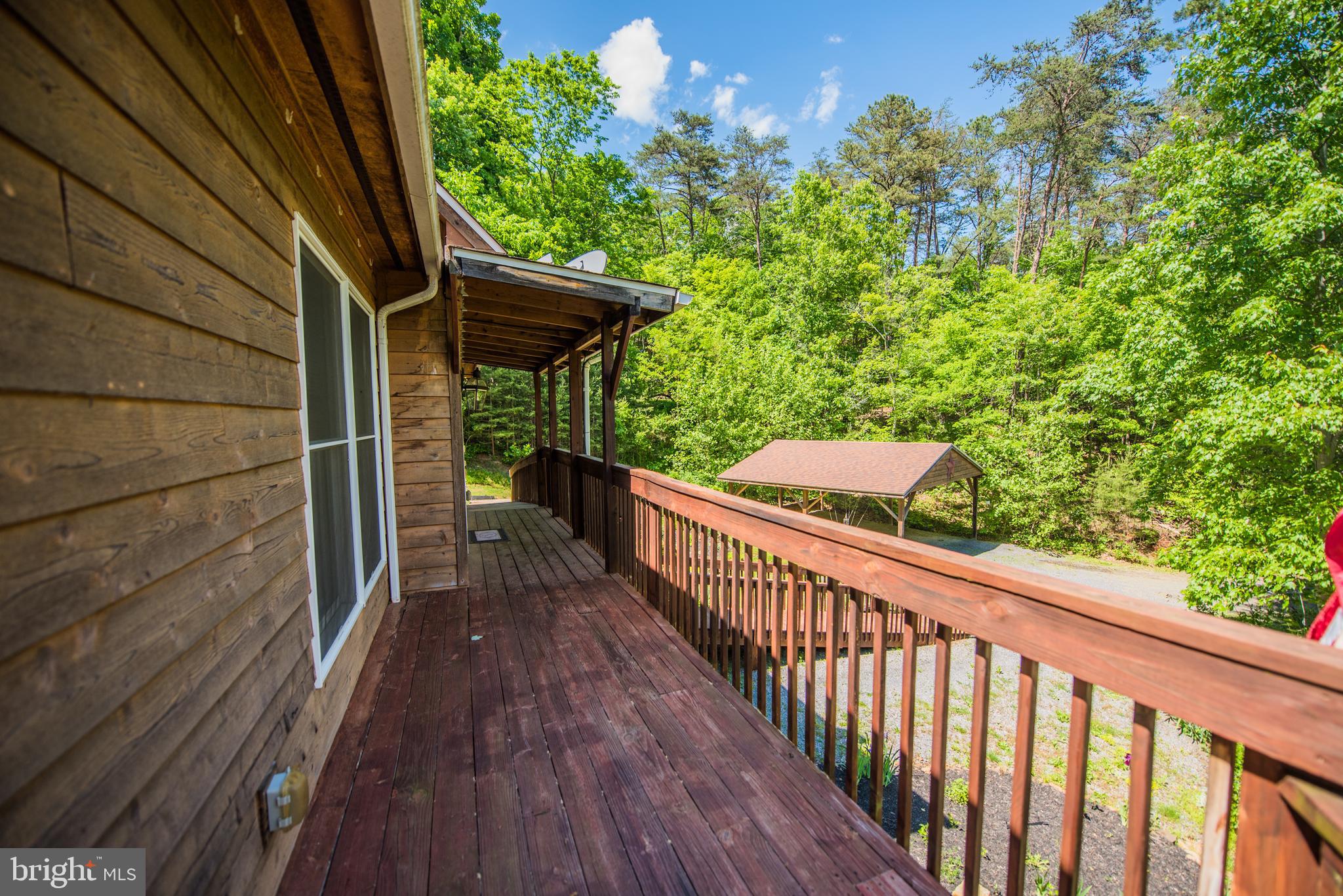 BEAVER DAM WOODS - Residential