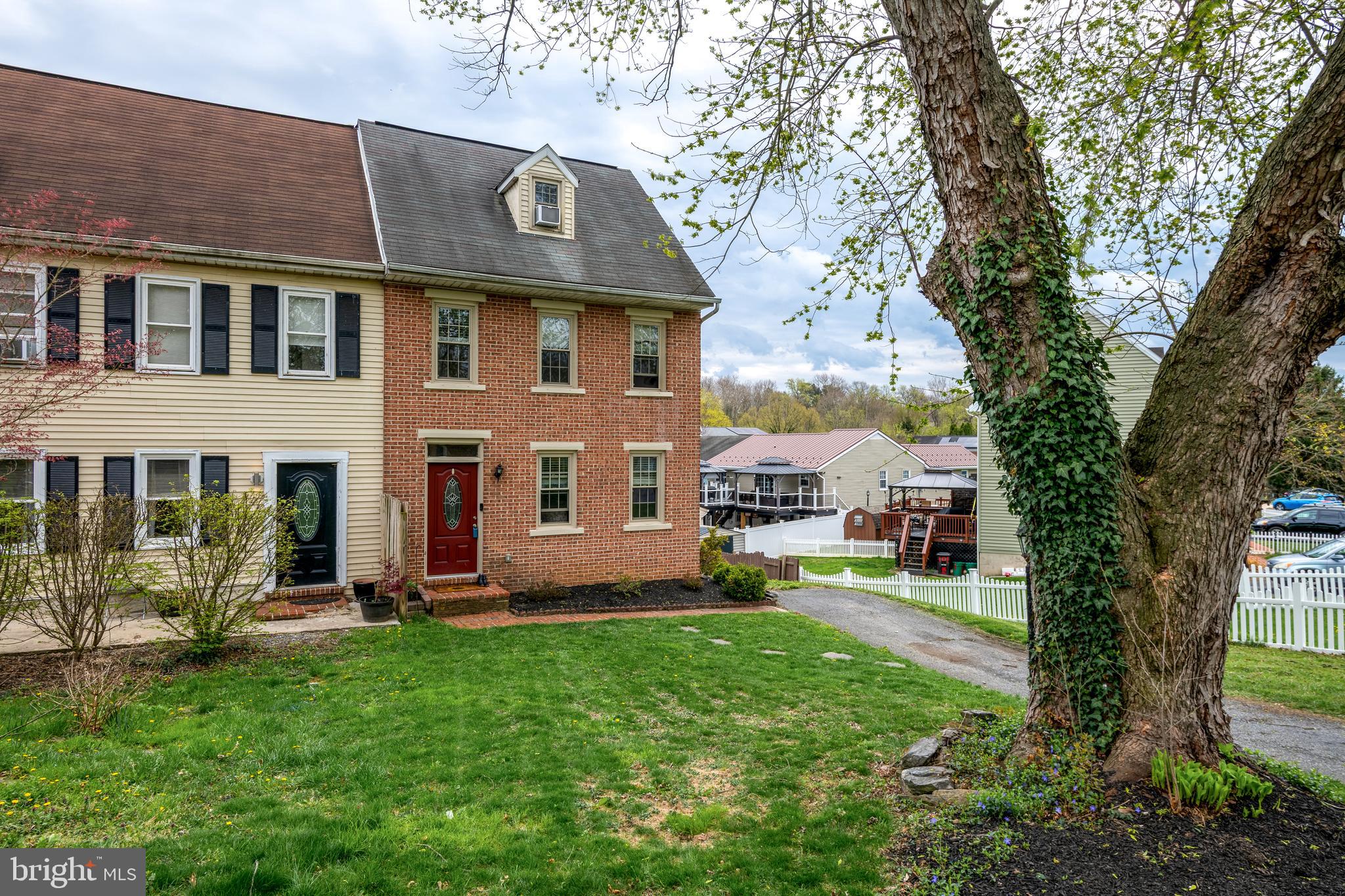 WEDGEWOOD ESTATES - Residential