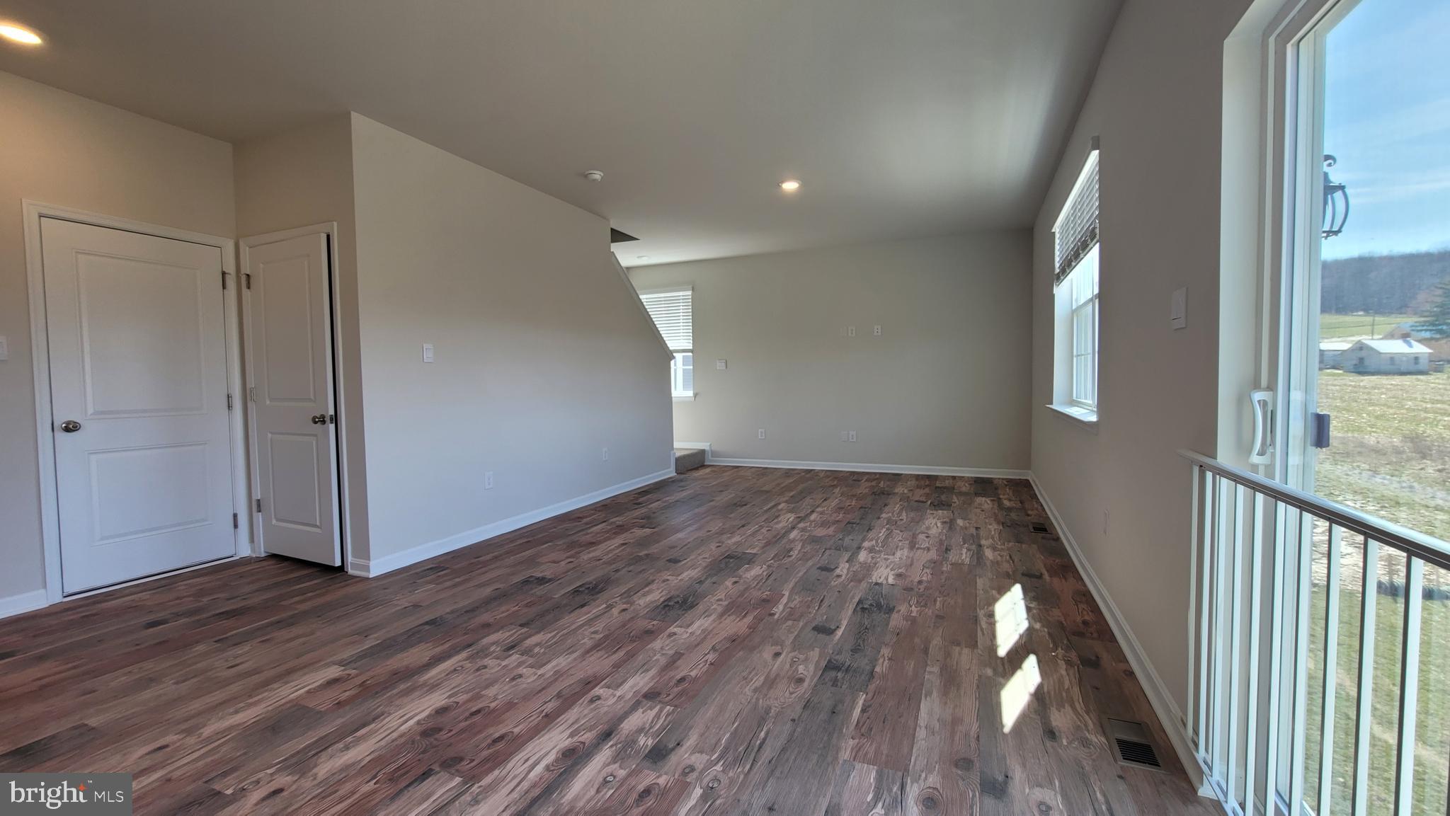 HILLS AT VALLEY VIEW - Residential