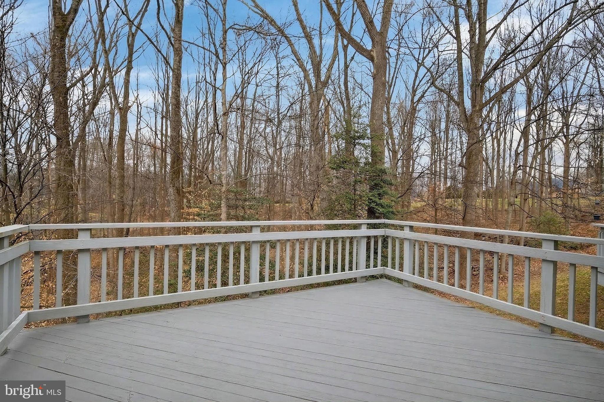 LAKE POTOMAC - Residential