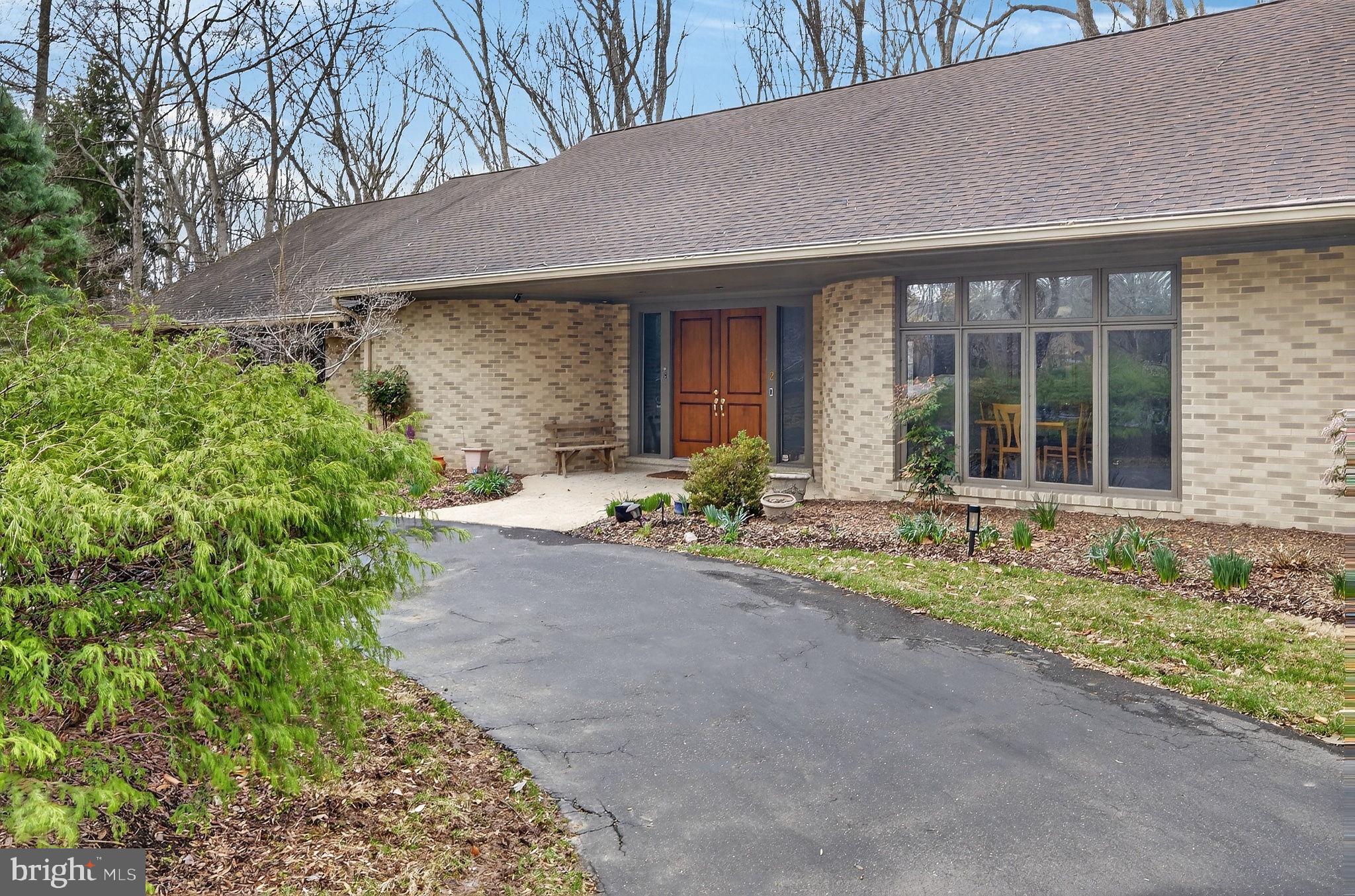 2 LAKE POTOMAC COURT