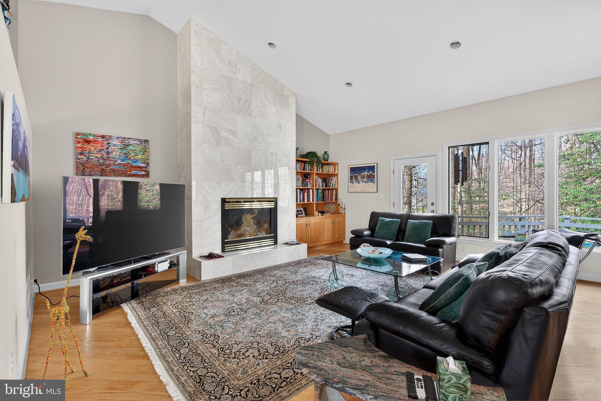 LAKE POTOMAC - Residential