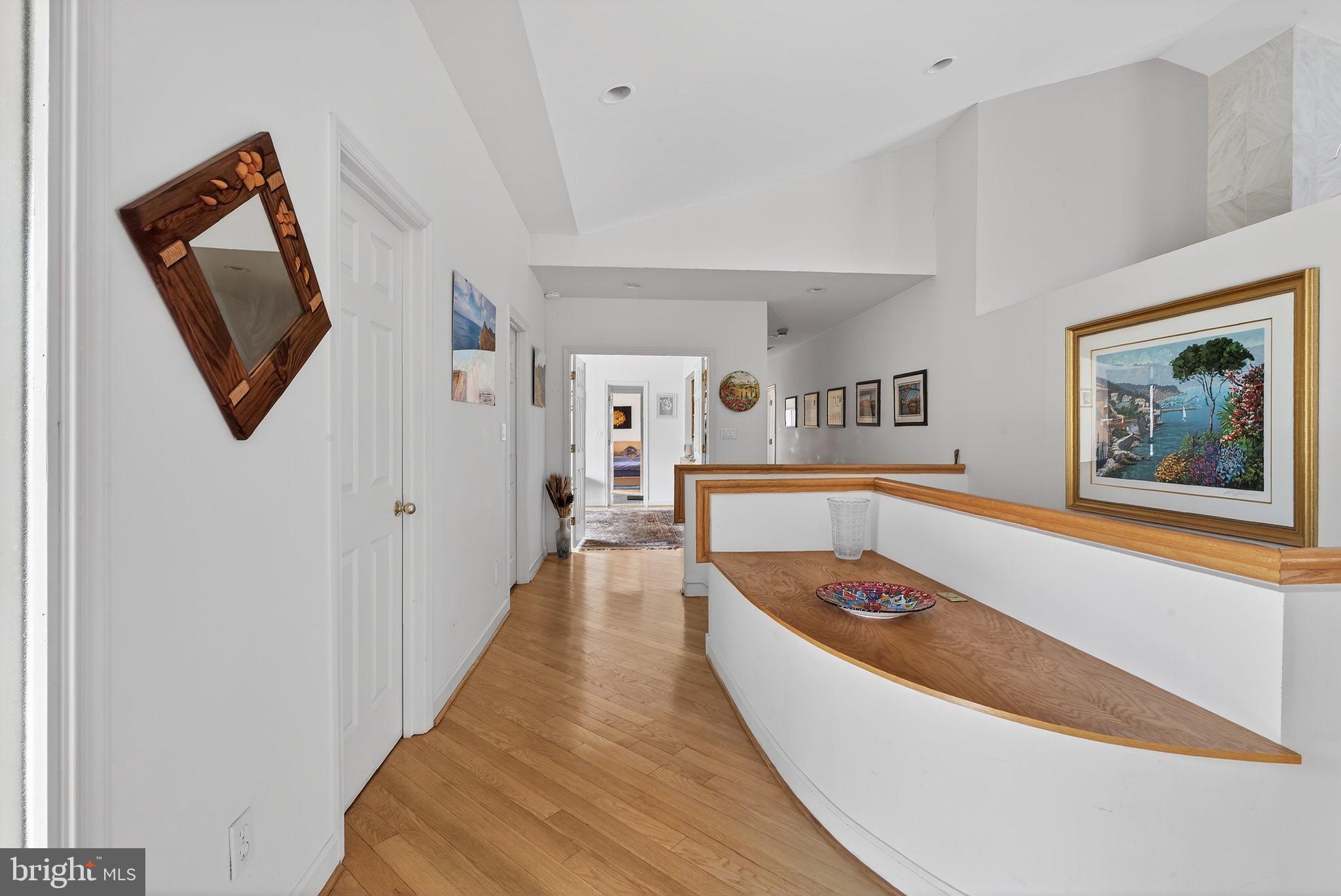 LAKE POTOMAC - Residential