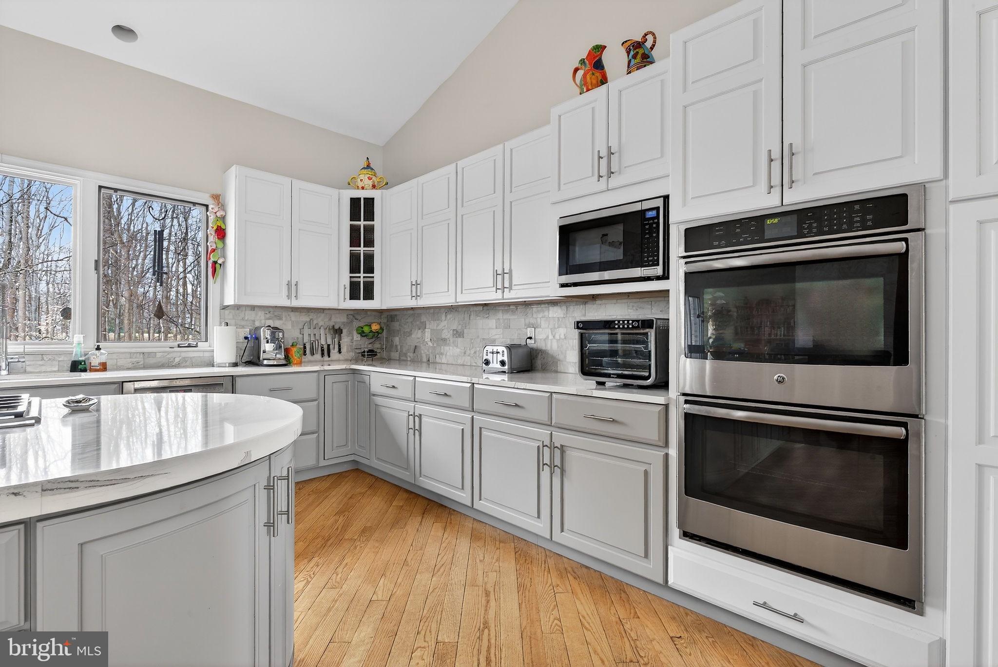 LAKE POTOMAC - Residential