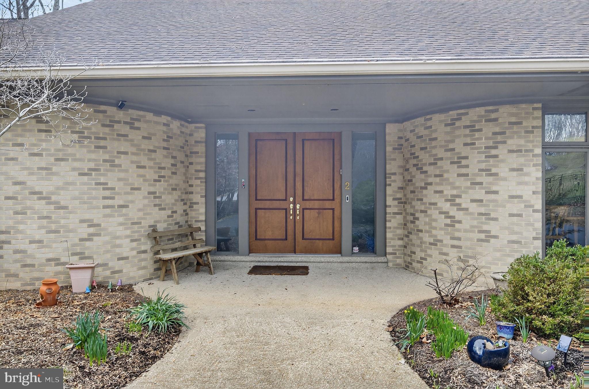 2 LAKE POTOMAC COURT