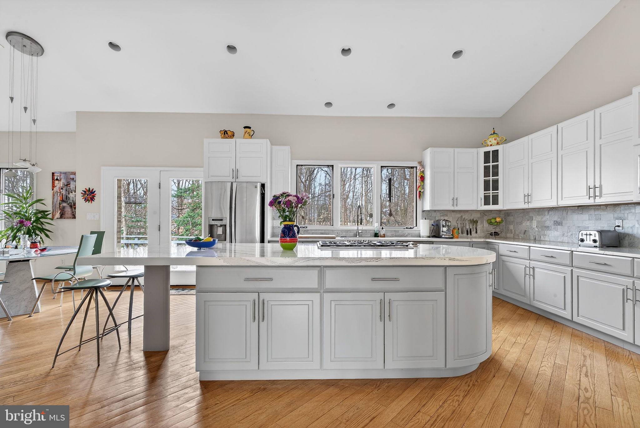 LAKE POTOMAC - Residential