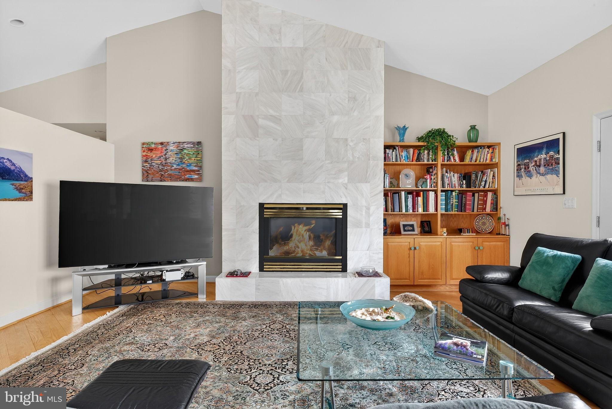 LAKE POTOMAC - Residential