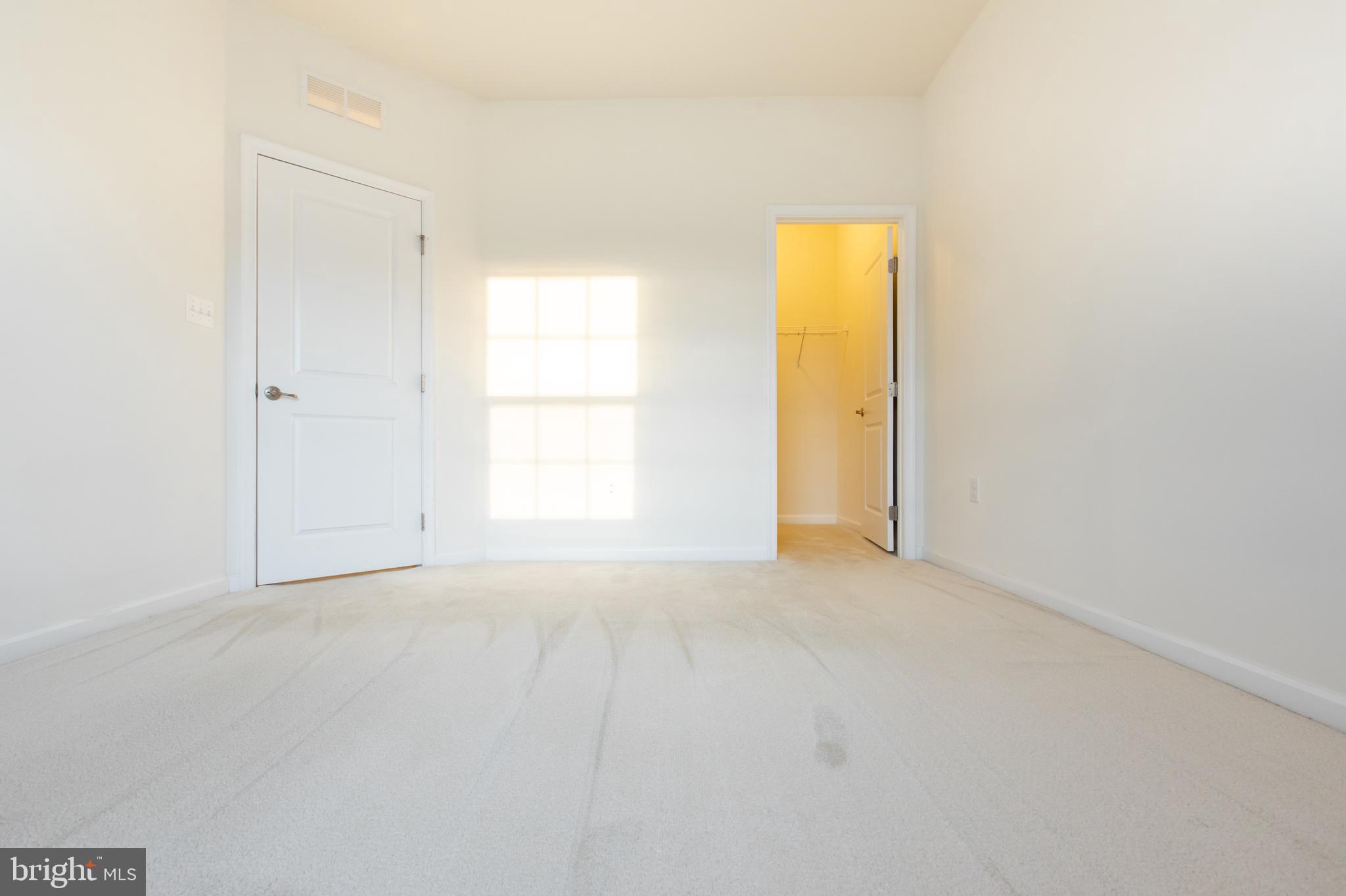 GREENBELT STATION - Residential