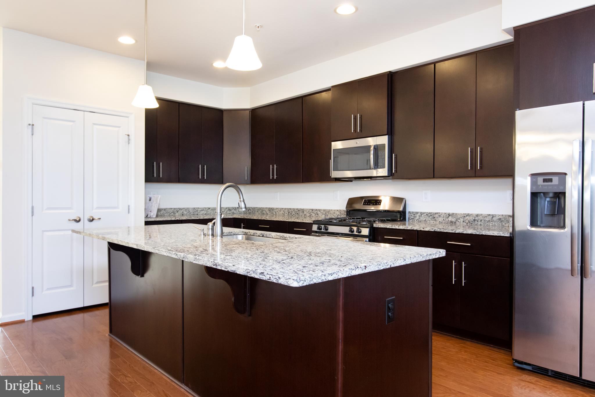 GREENBELT STATION - Residential