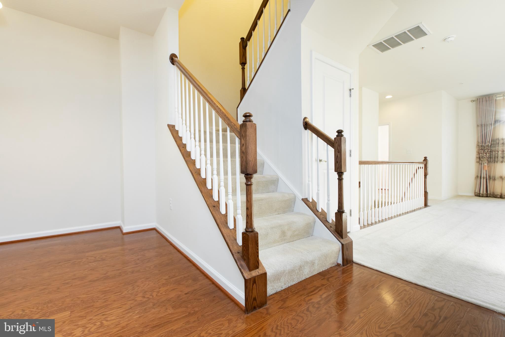 GREENBELT STATION - Residential