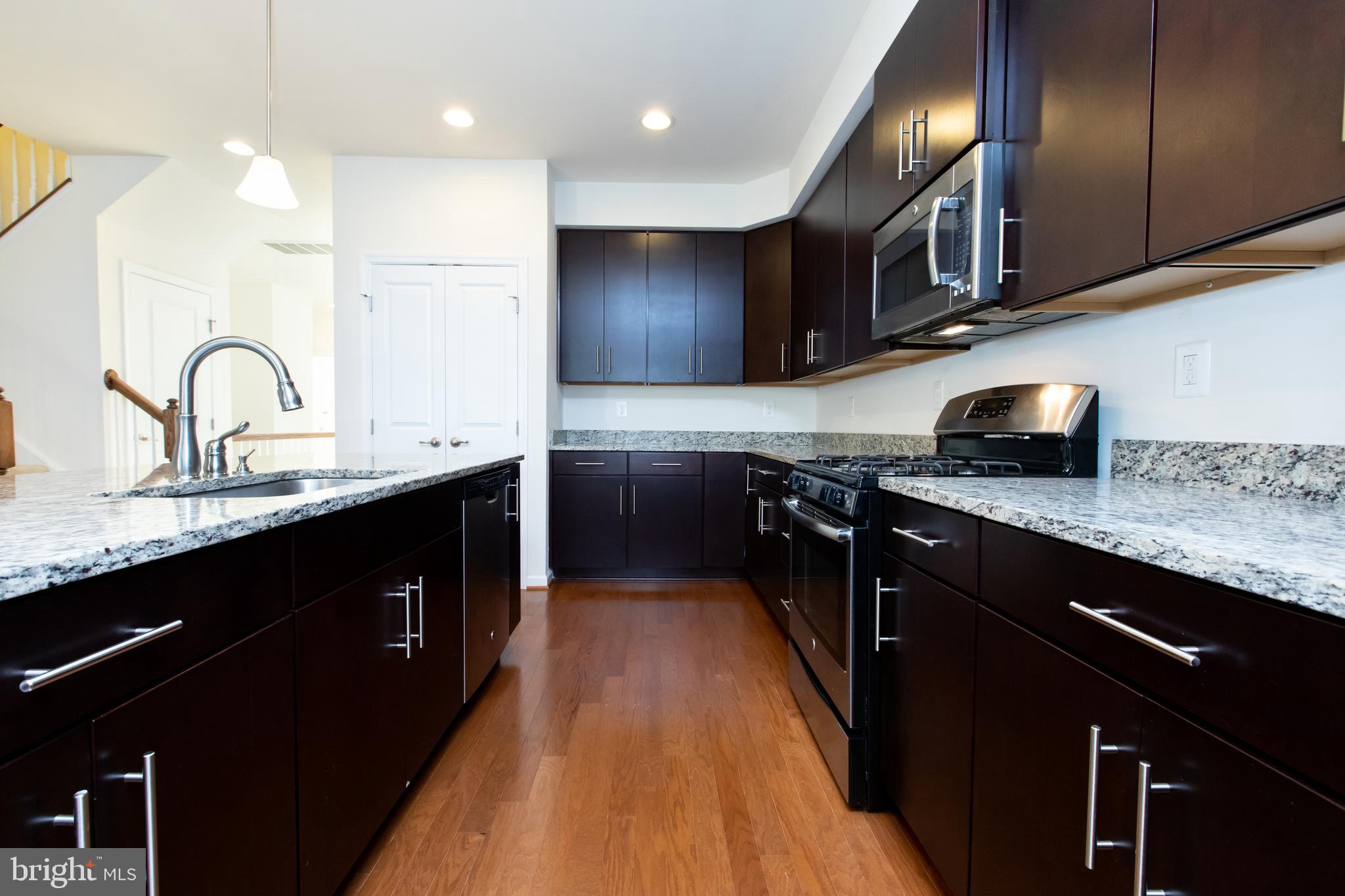 GREENBELT STATION - Residential