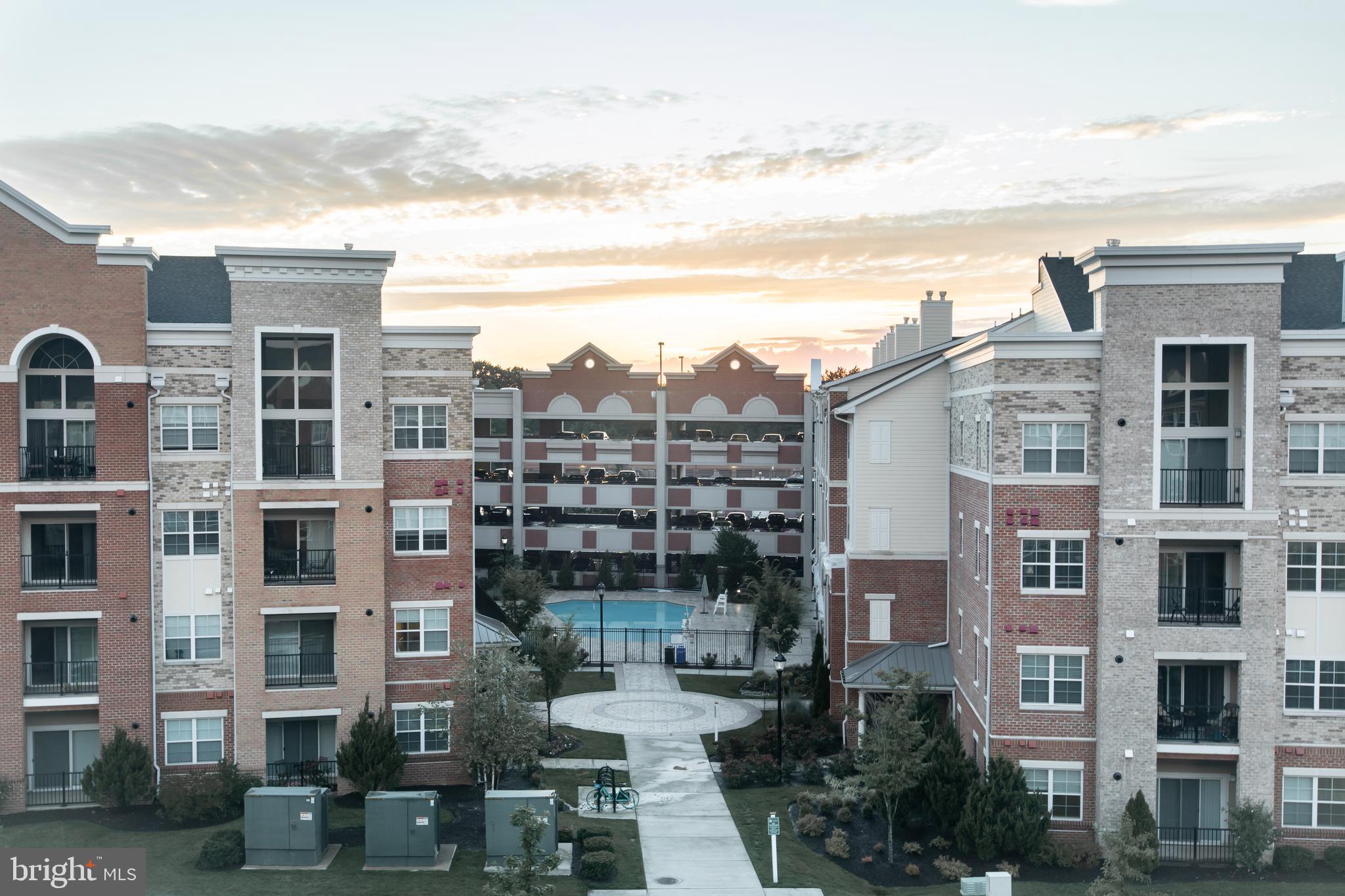 GREENBELT STATION - Residential