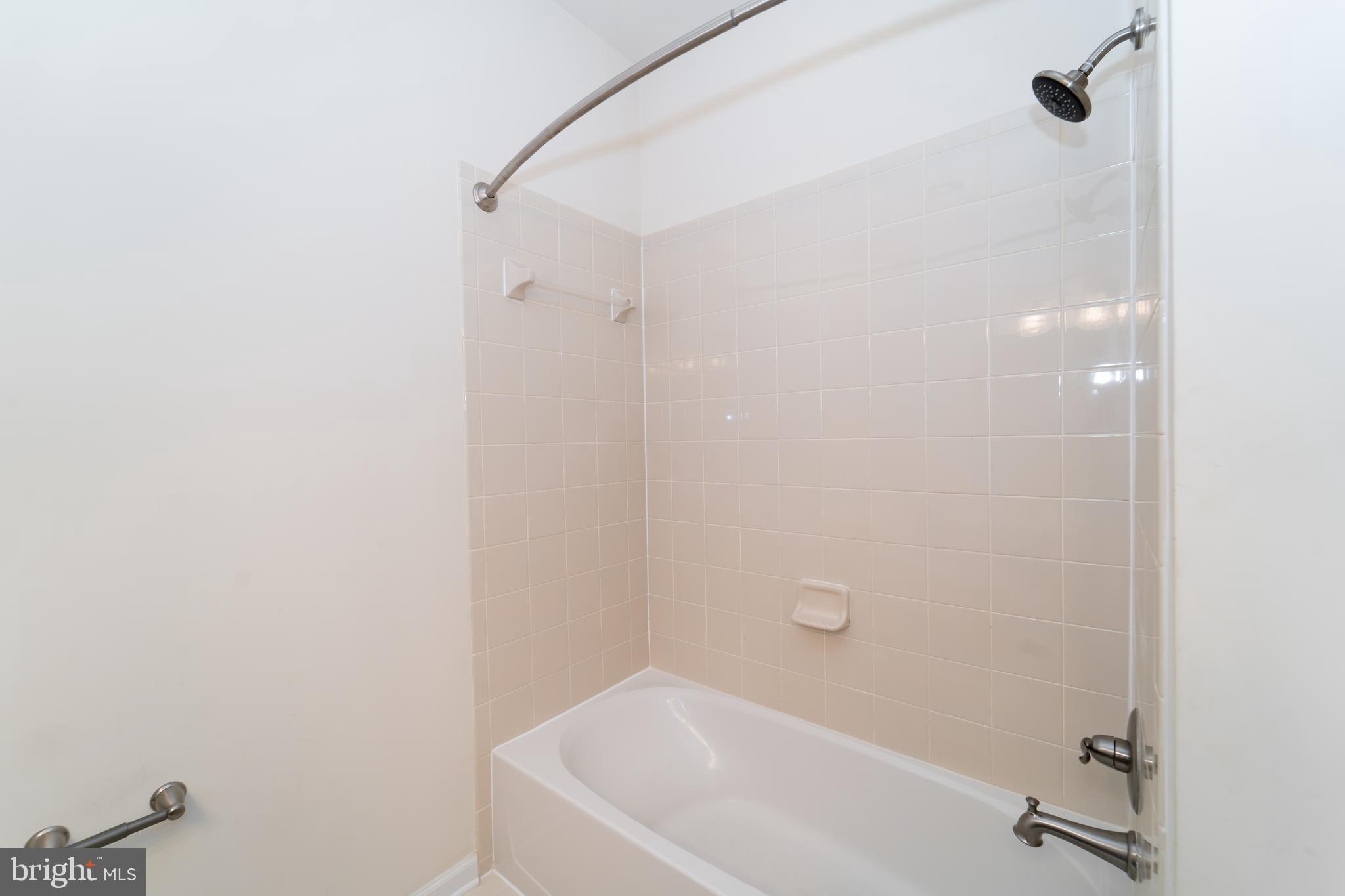 GREENBELT STATION - Residential