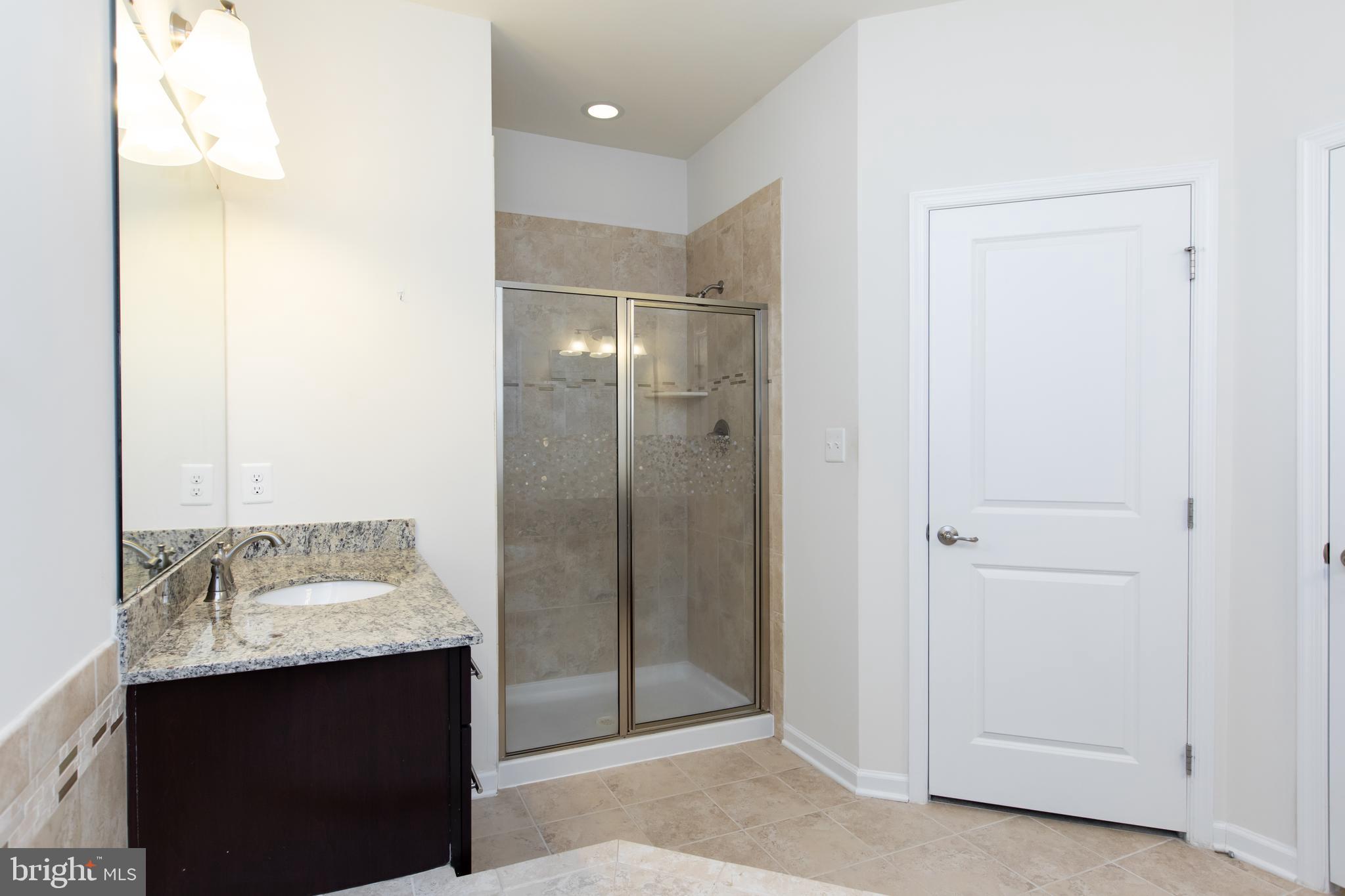 GREENBELT STATION - Residential