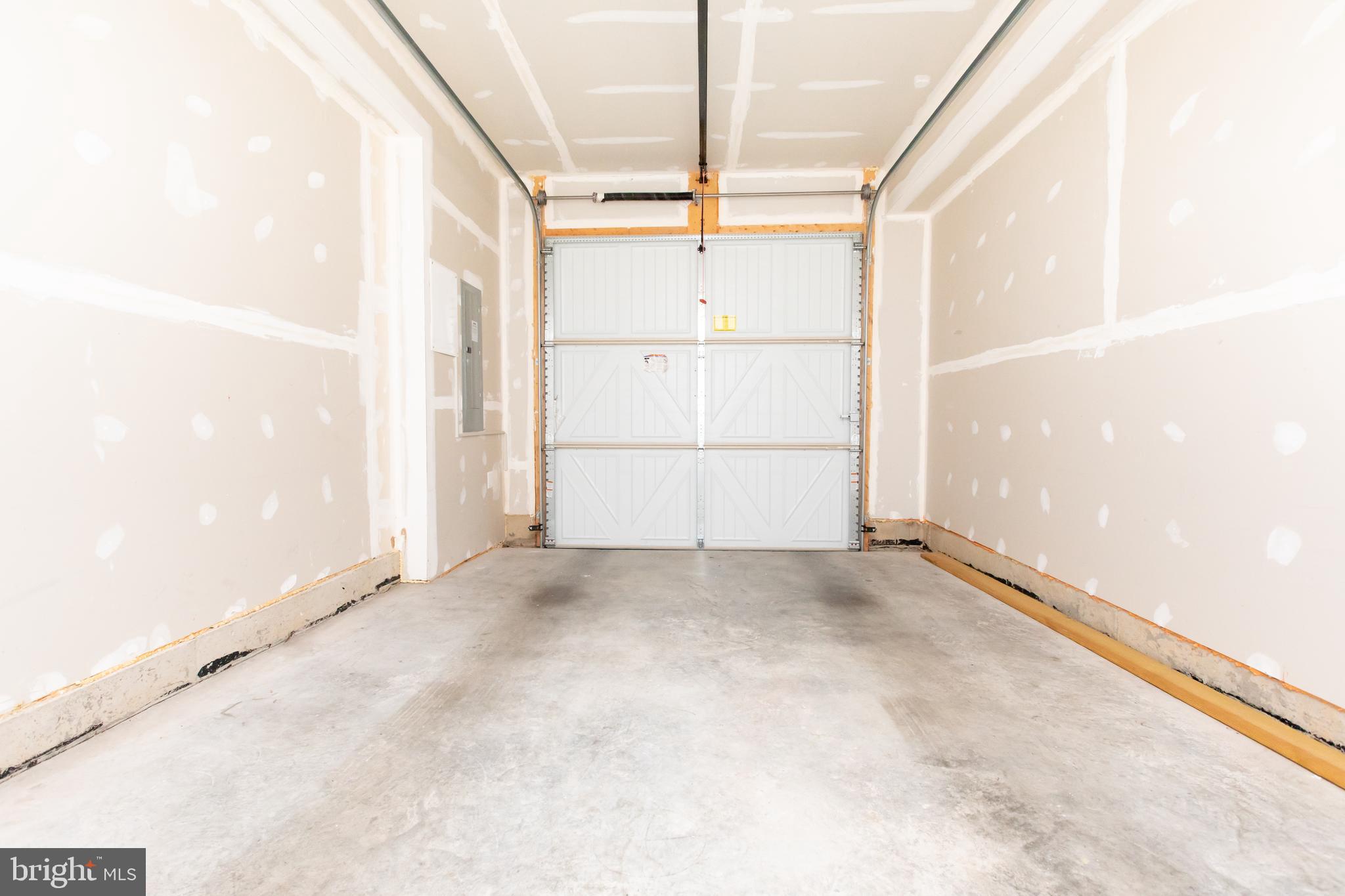 GREENBELT STATION - Residential