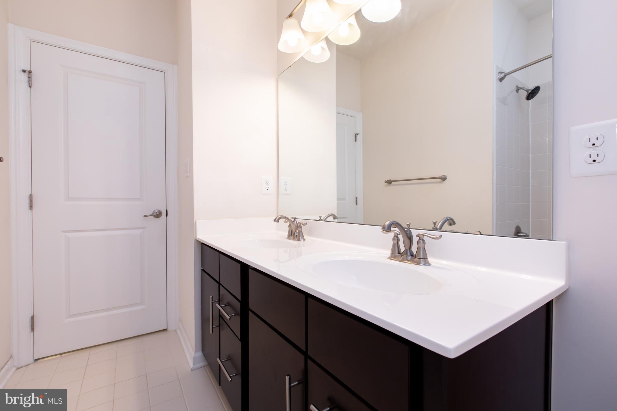 GREENBELT STATION - Residential