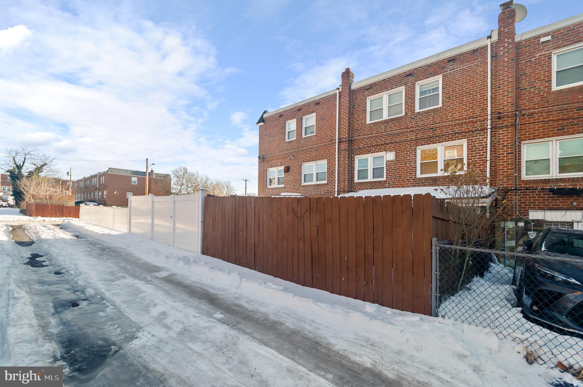 MODENA PARK - Residential