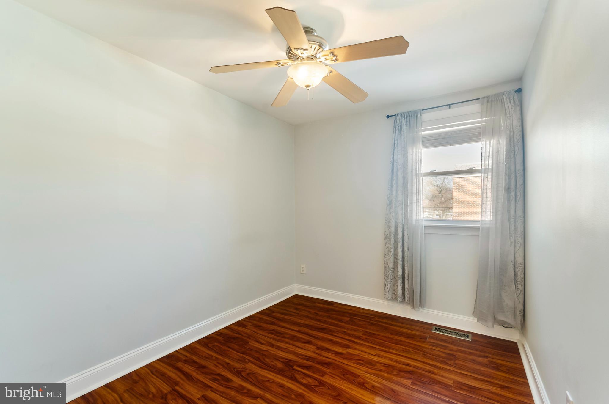 MODENA PARK - Residential