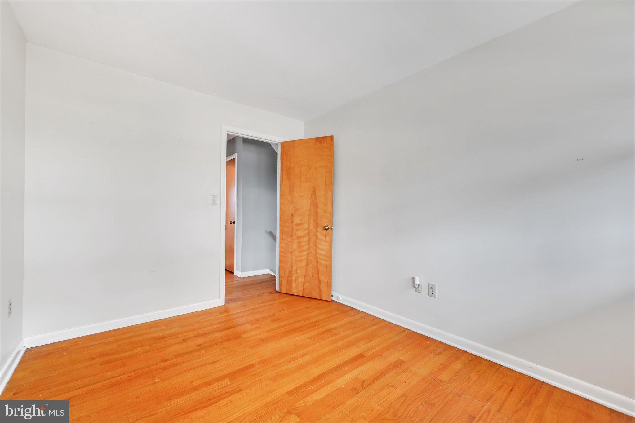 CEDAR CLIFF MANOR - Residential