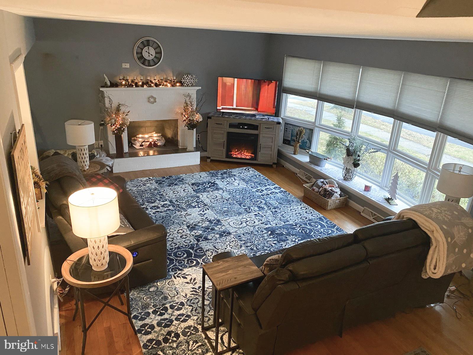 CEDAR CLIFF MANOR - Residential