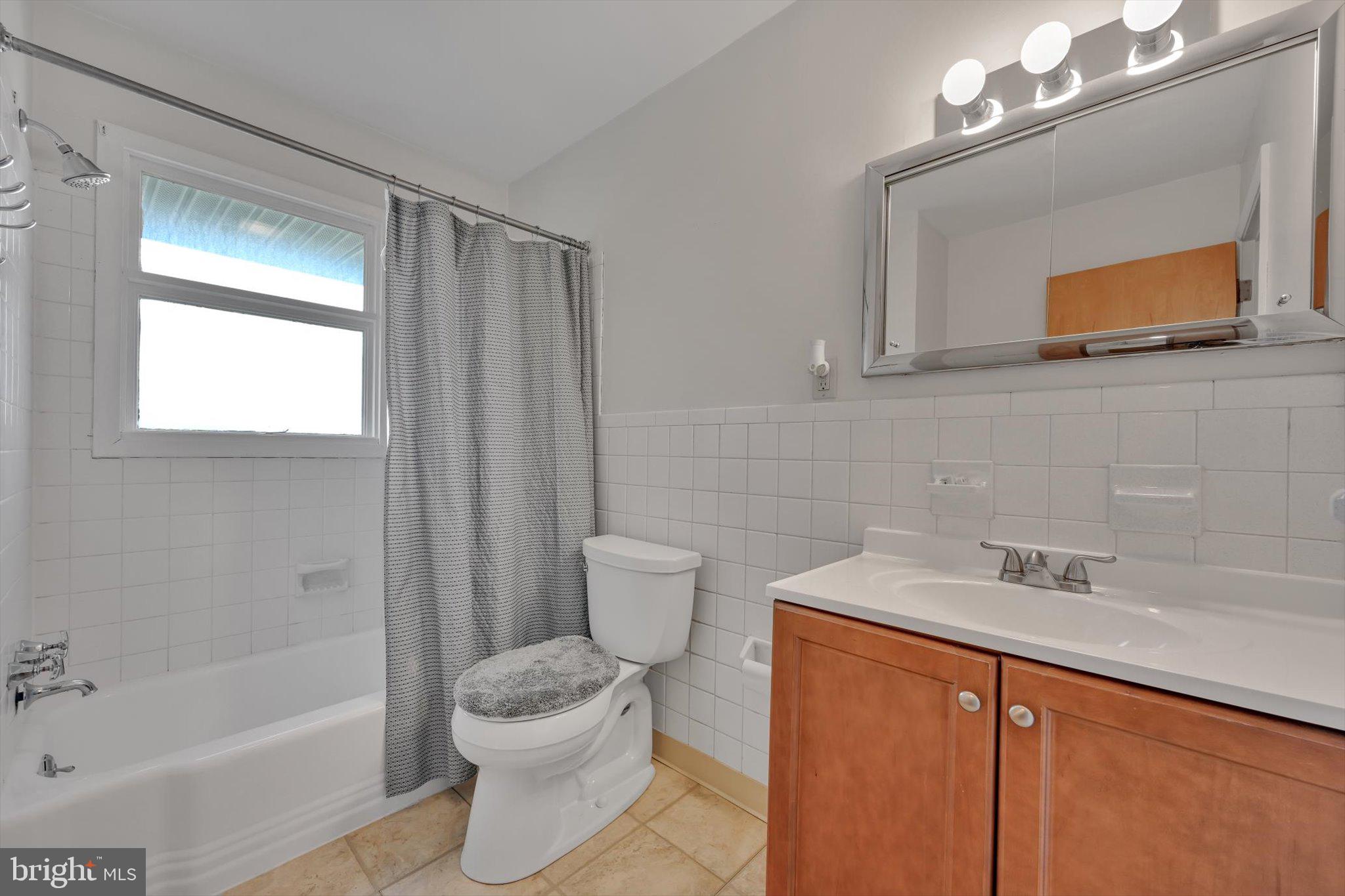 CEDAR CLIFF MANOR - Residential