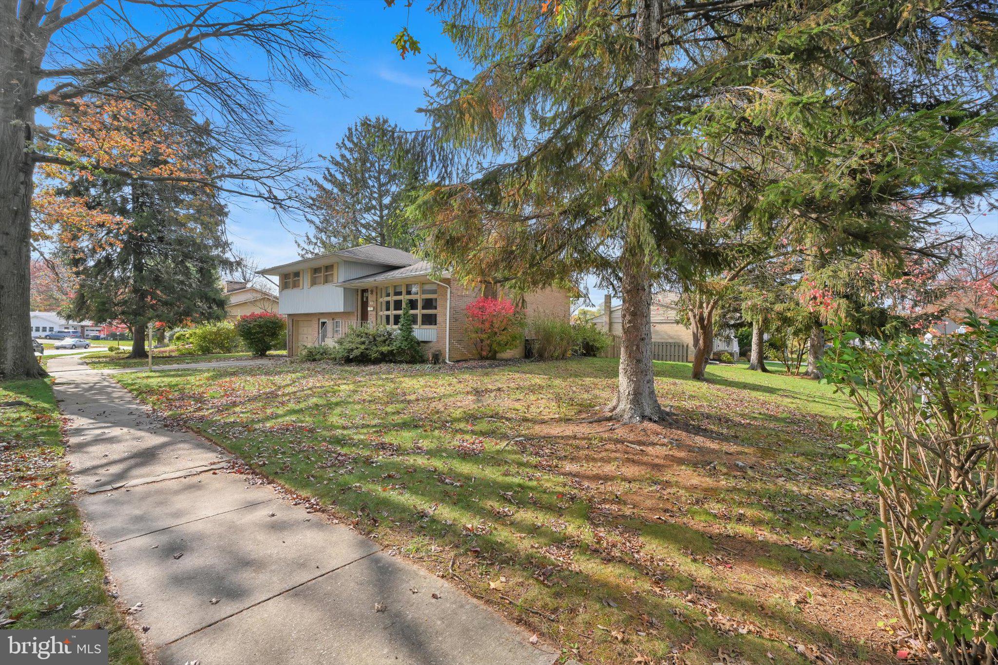 CEDAR CLIFF MANOR - Residential