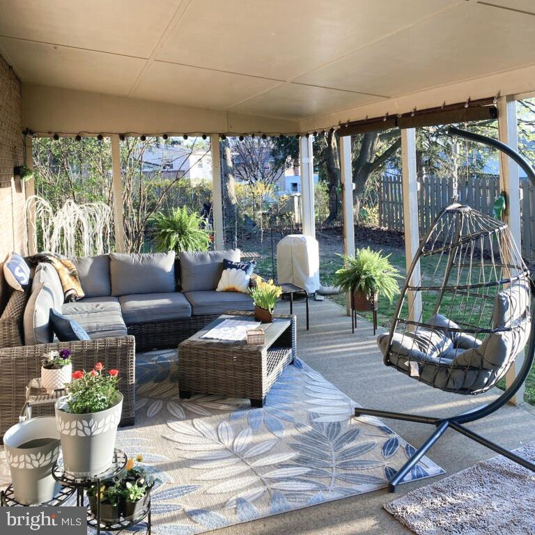 CEDAR CLIFF MANOR - Residential