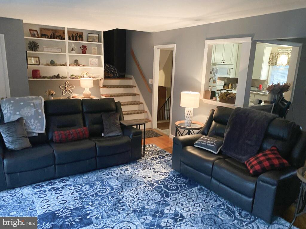 CEDAR CLIFF MANOR - Residential