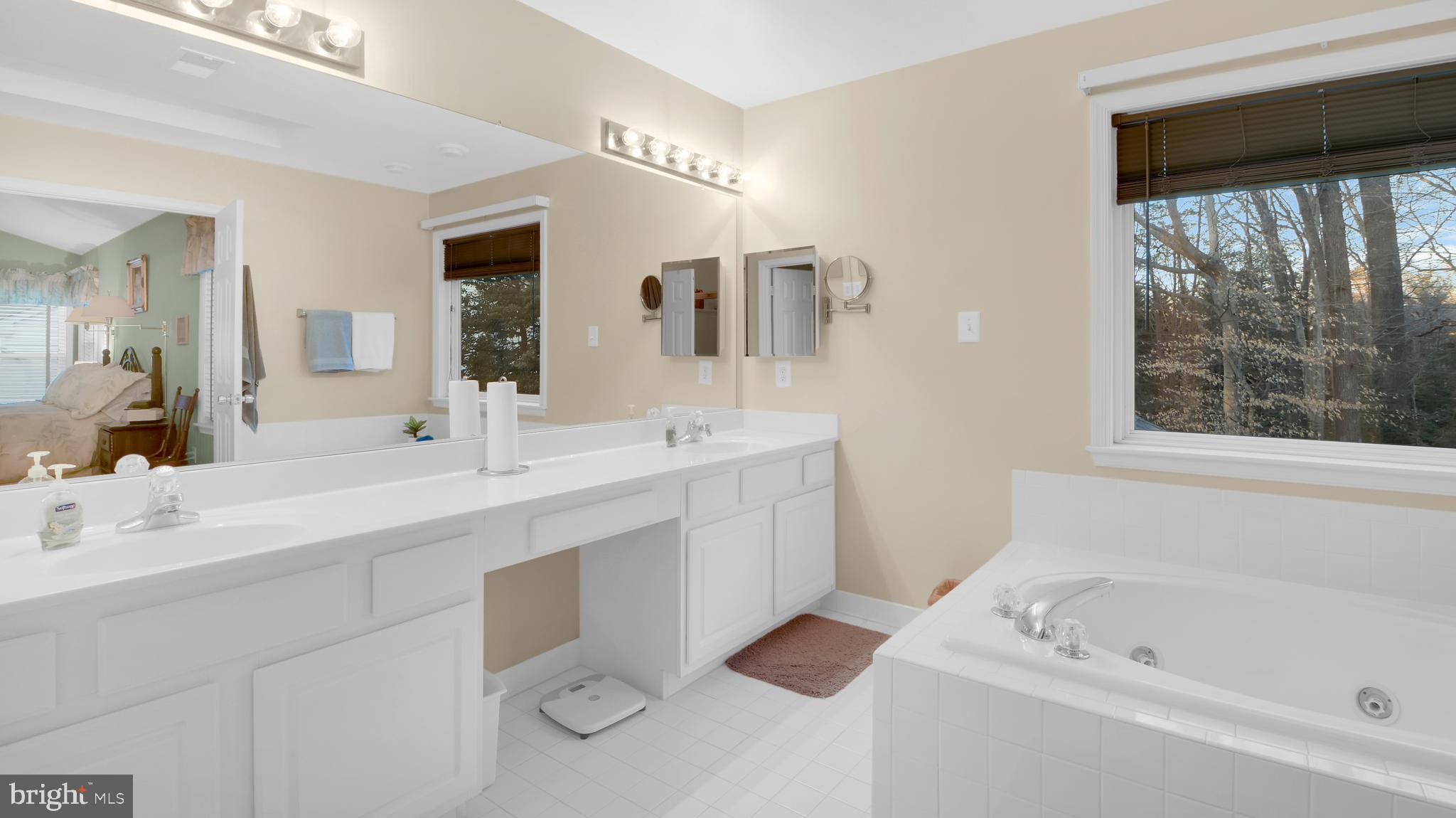 CHAPMAN FARM - Residential